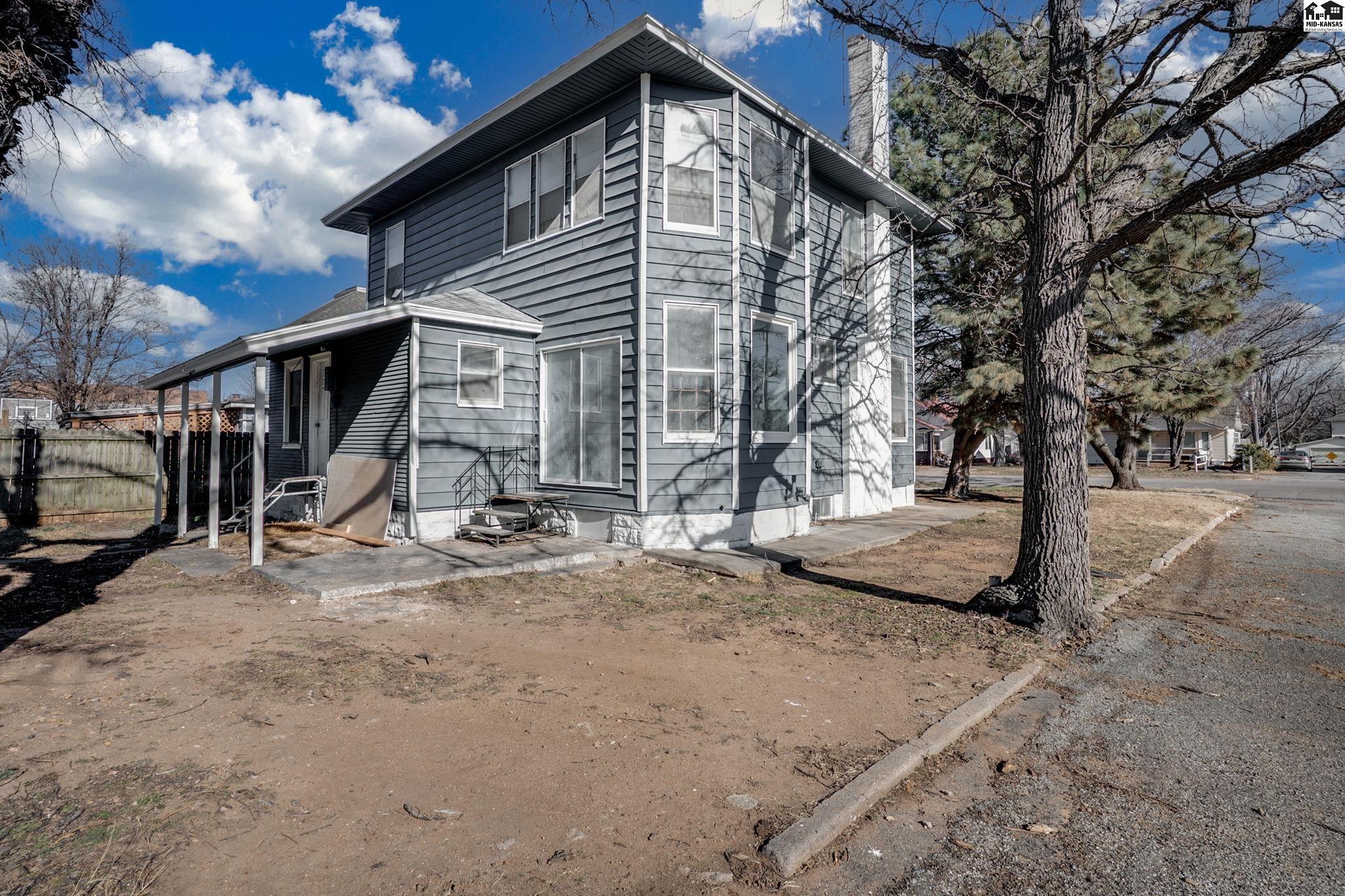 125 N Kansas Avenue Haven KS 67543