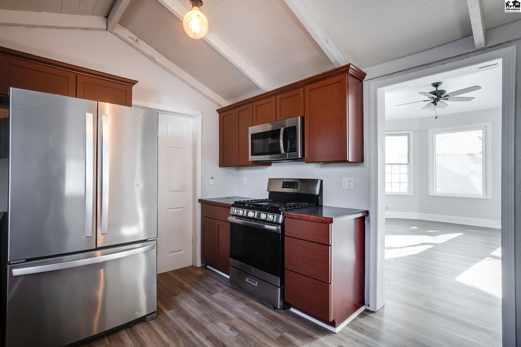 125 N Kansas Avenue Haven KS 67543