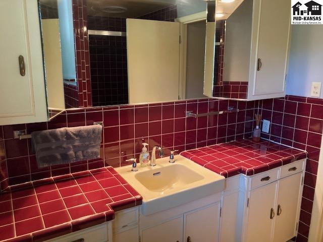 400 N Lakeside Drive Mcpherson KS 67460-9999