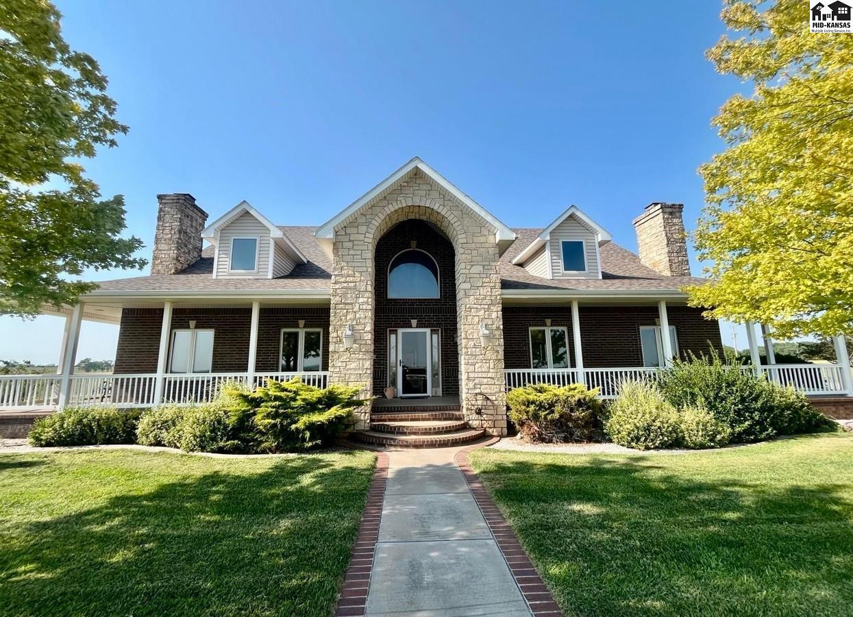 1310 E Arlington Road Hutchinson KS 67501
