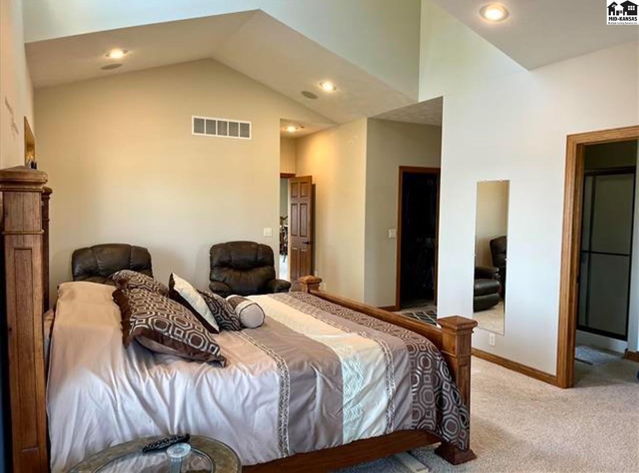 1310 E Arlington Road Hutchinson KS 67501