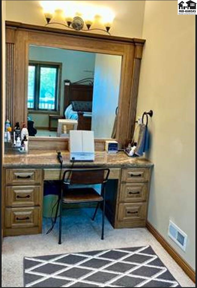 1310 E Arlington Road Hutchinson KS 67501