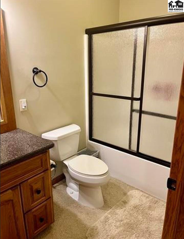 1310 E Arlington Road Hutchinson KS 67501