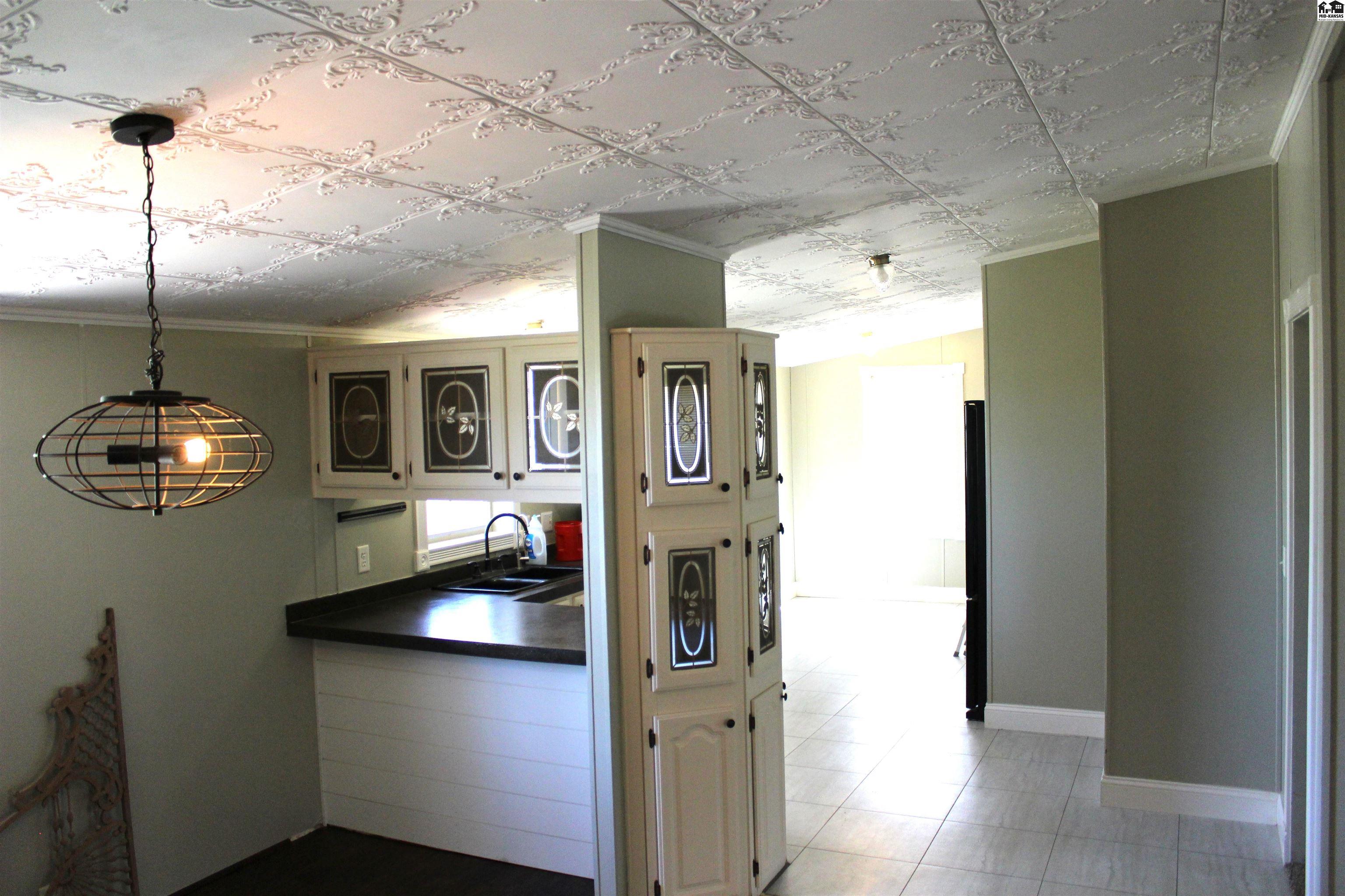 528 W Cleveland Street Marion KS 66861