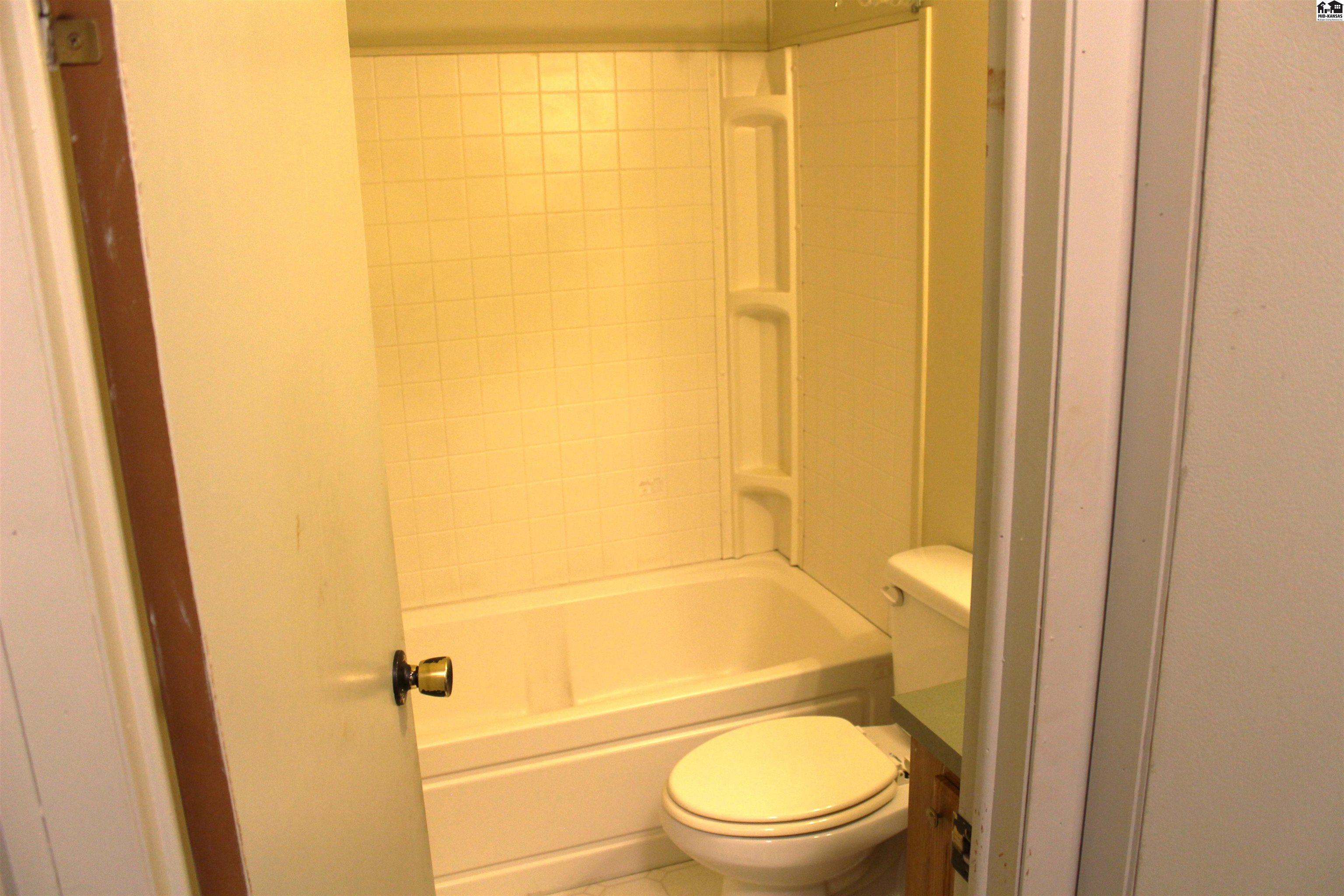 528 W Cleveland Street Marion KS 66861