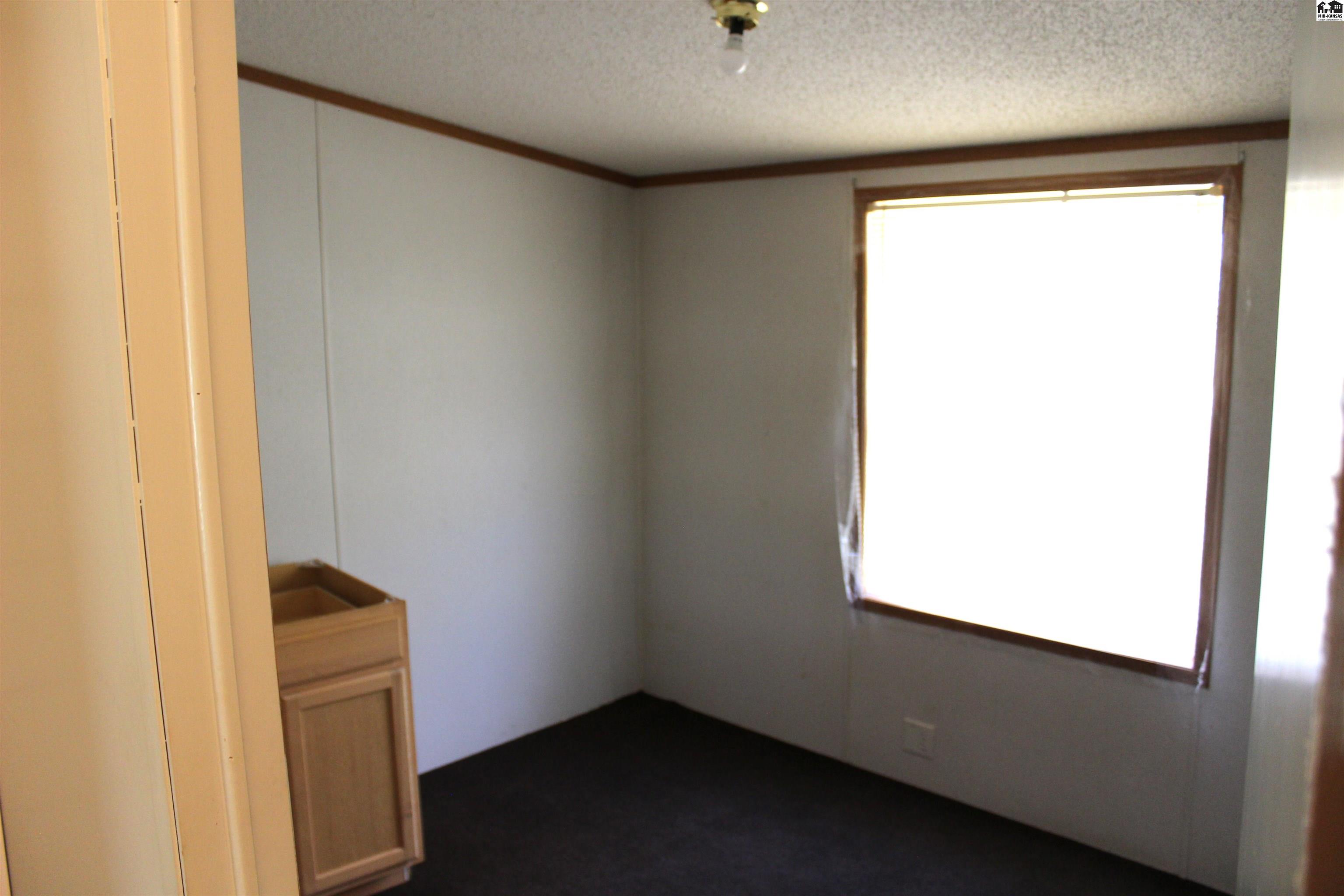 528 W Cleveland Street Marion KS 66861