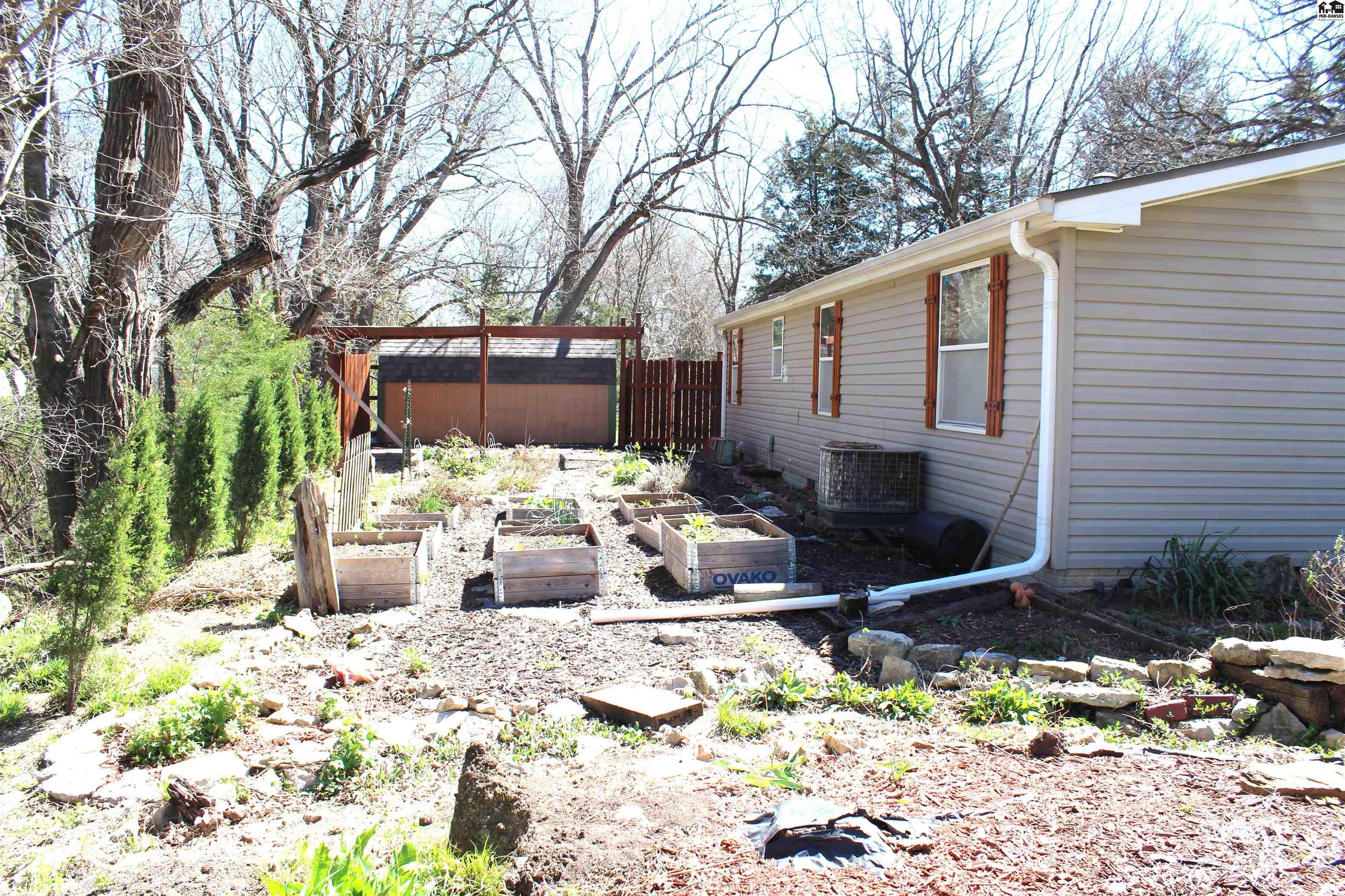 528 W Cleveland Street Marion KS 66861