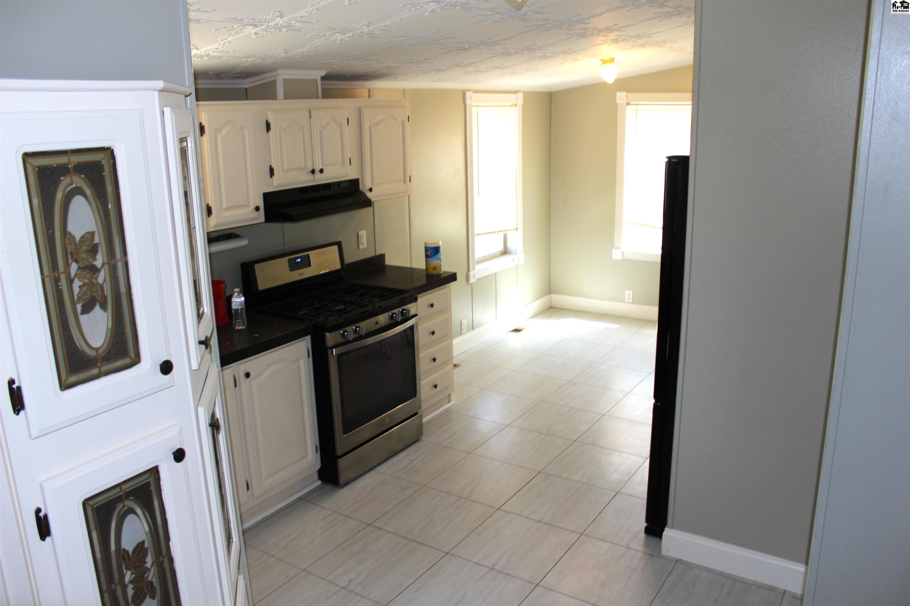 528 W Cleveland Street Marion KS 66861
