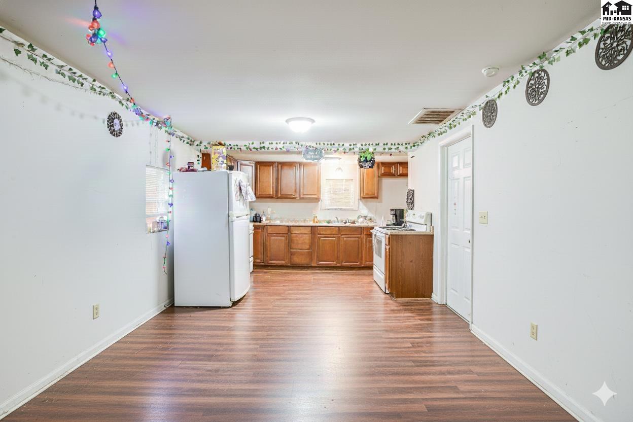 1844 S Hiram Avenue Wichita KS 67213