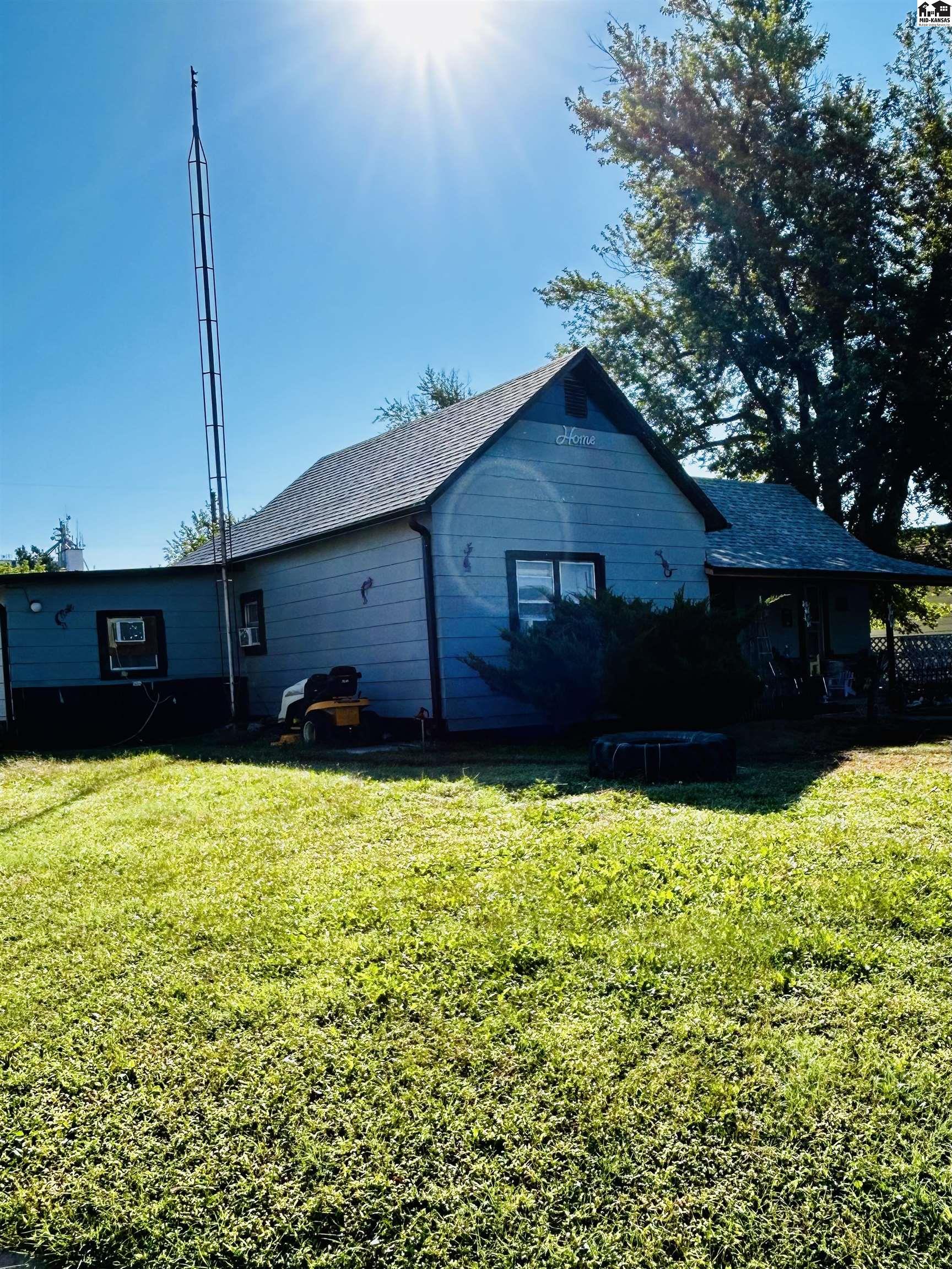 126 N Collingwood Street Pretty Prairie KS 67570