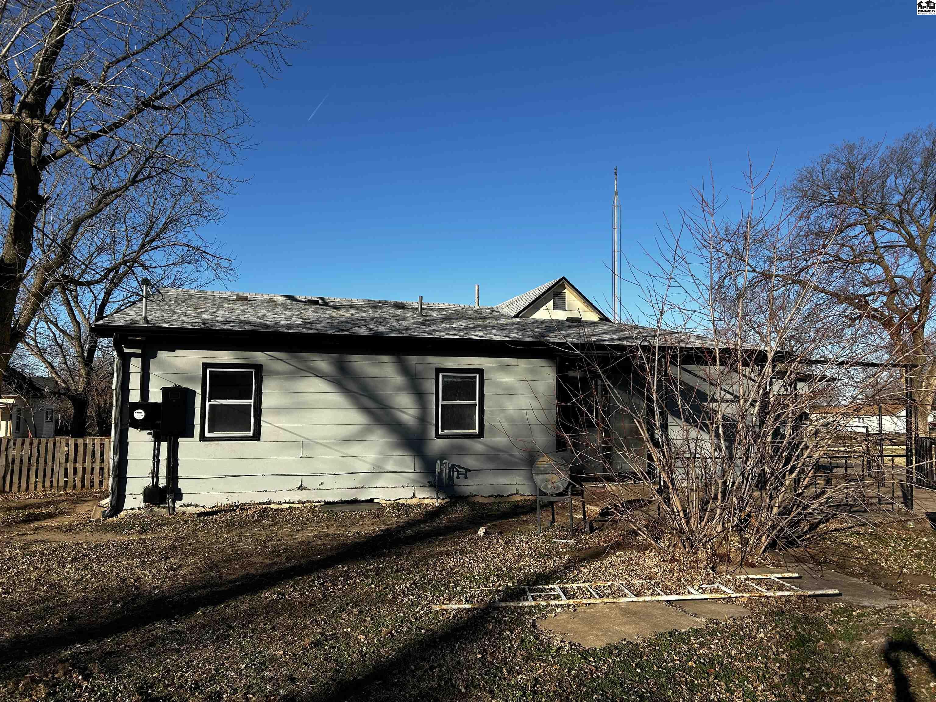 126 N Collingwood Street Pretty Prairie KS 67570