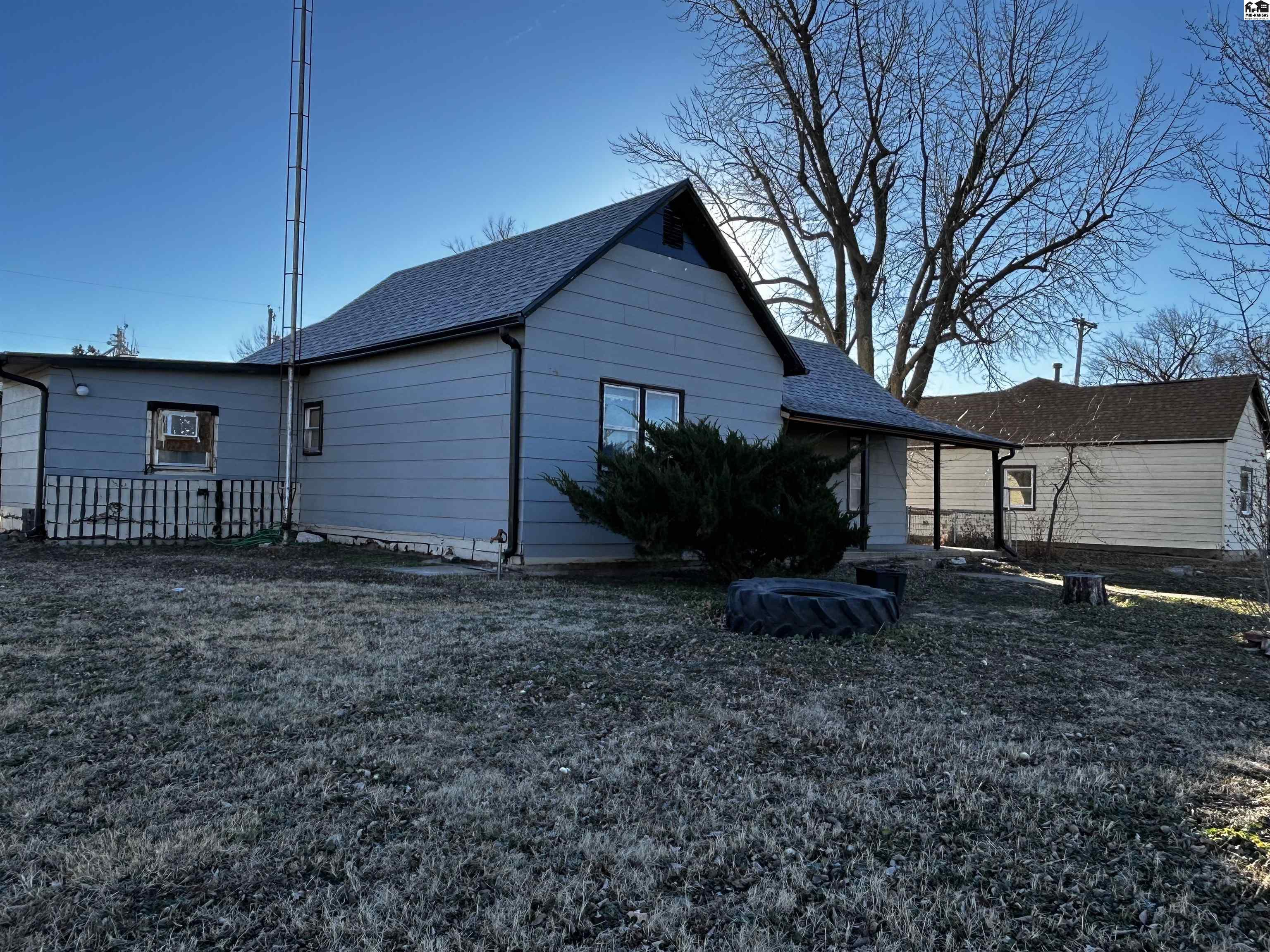 126 N Collingwood Street Pretty Prairie KS 67570