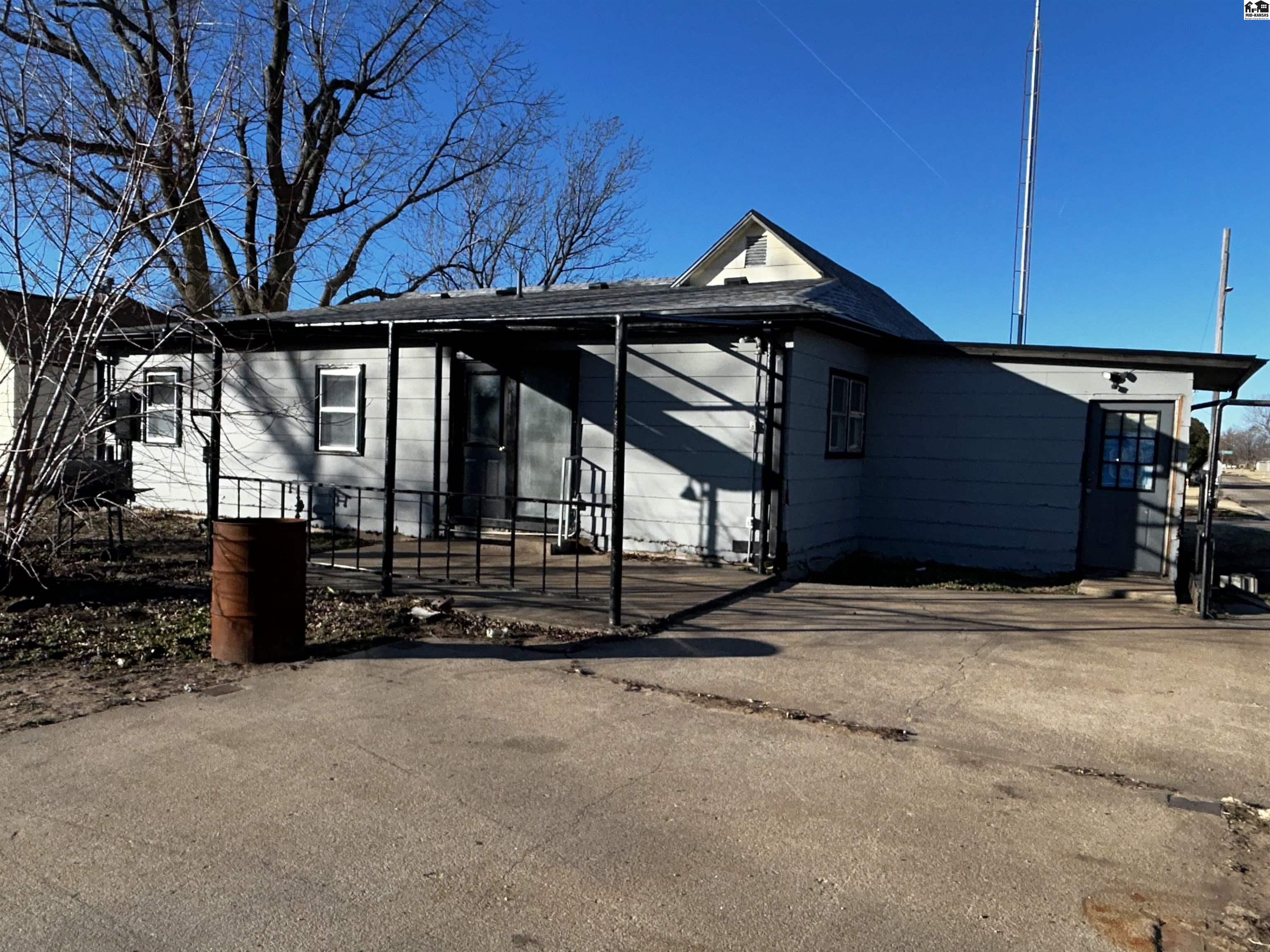 126 N Collingwood Street Pretty Prairie KS 67570