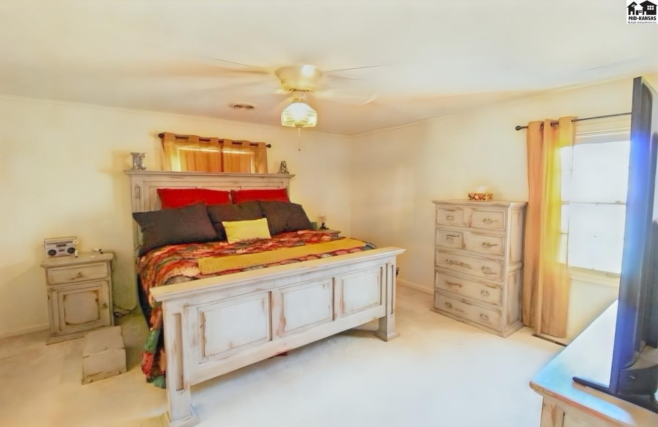 606 Adair Circle Hutchinson KS 67502