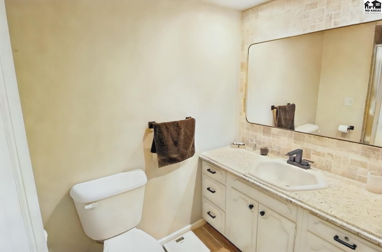 606 Adair Circle Hutchinson KS 67502