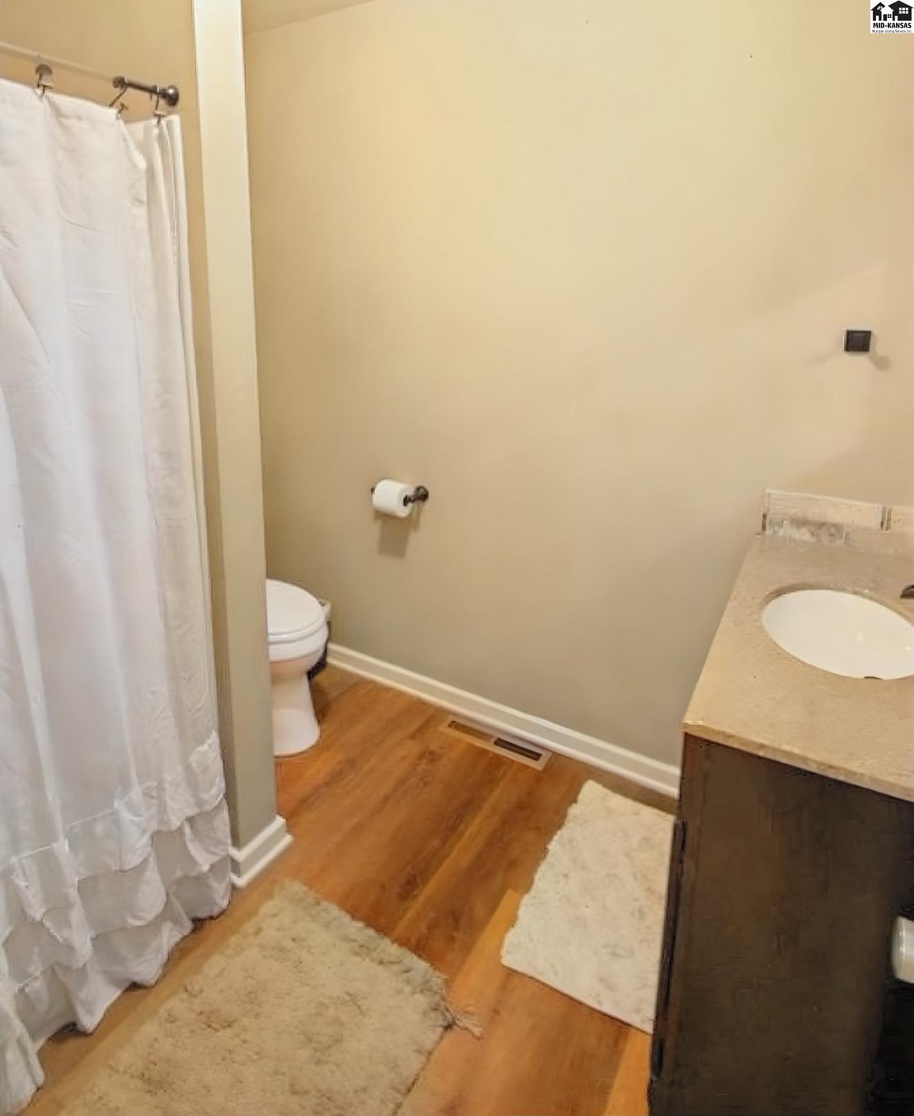 606 Adair Circle Hutchinson KS 67502