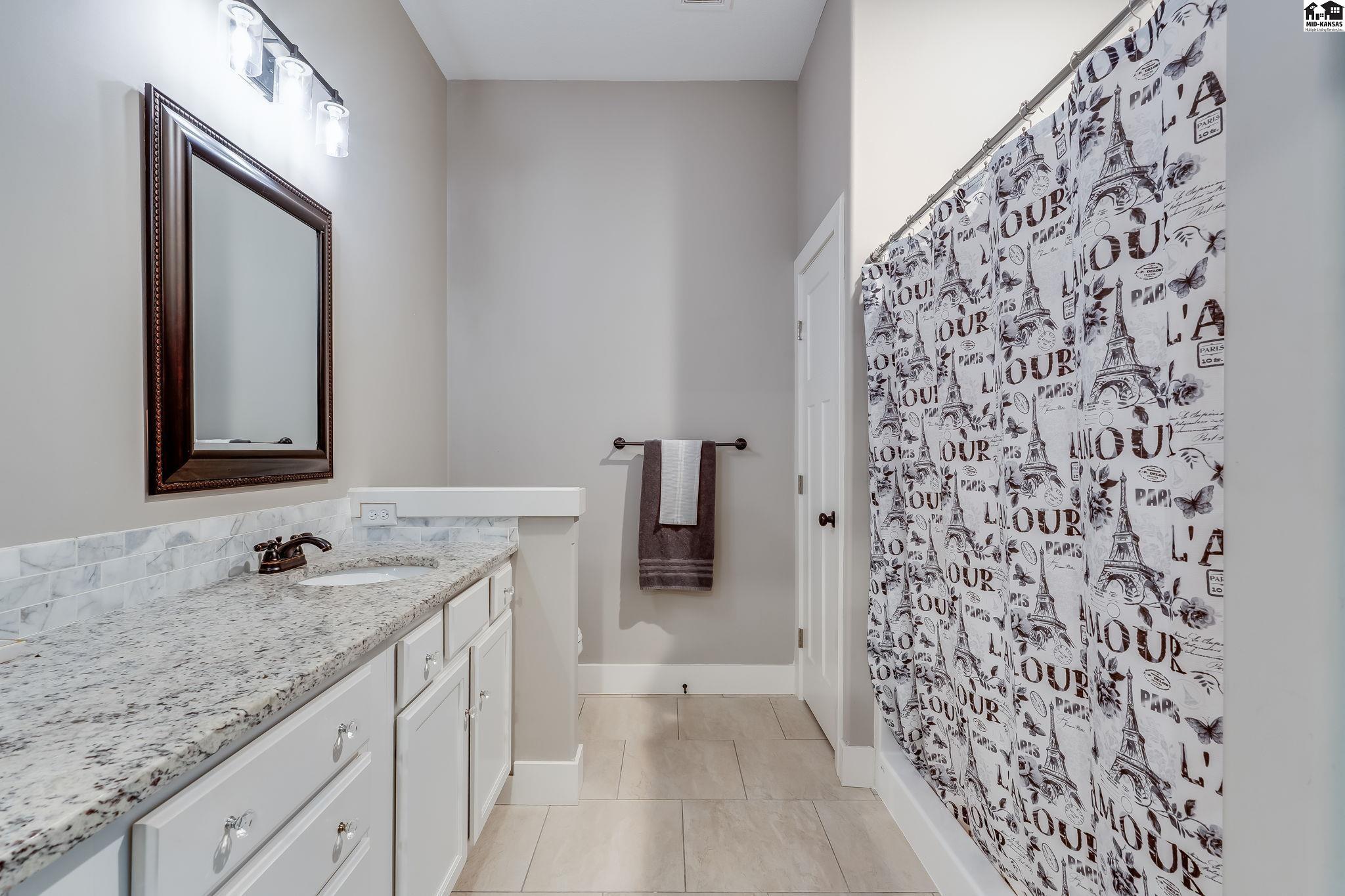 3040 N Susan Lane Mulvane KS 67110