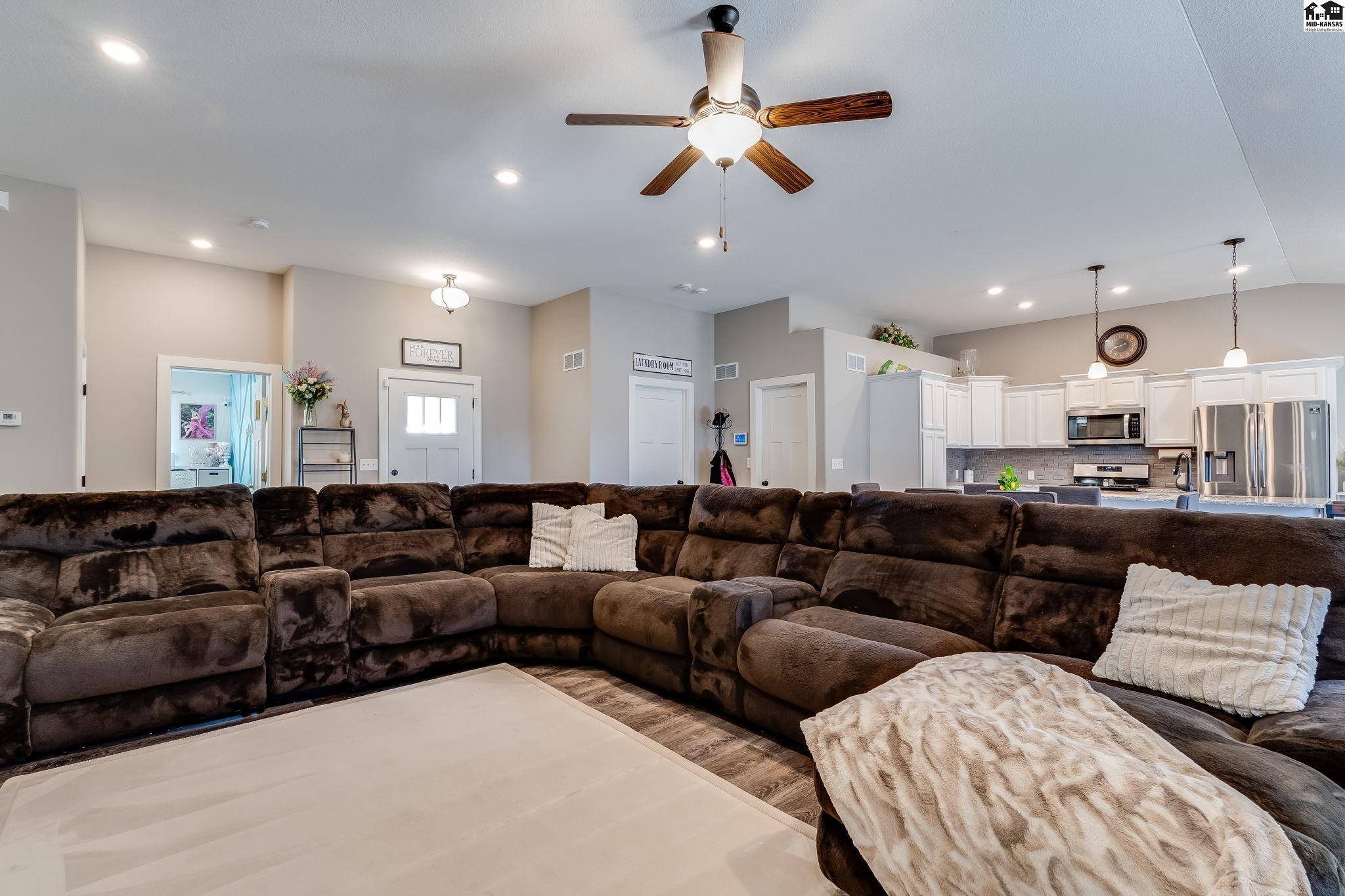 3040 N Susan Lane Mulvane KS 67110