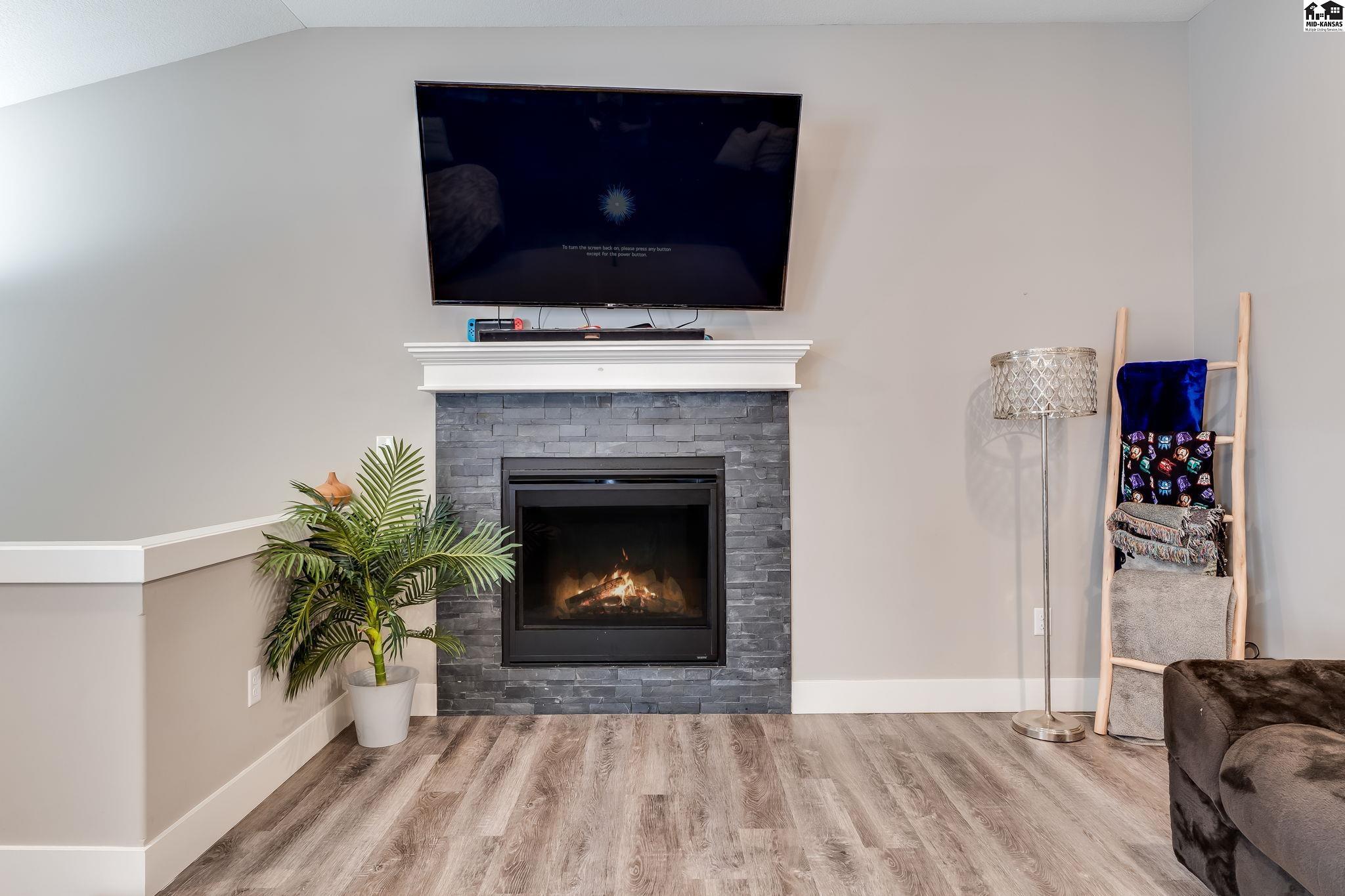 3040 N Susan Lane Mulvane KS 67110