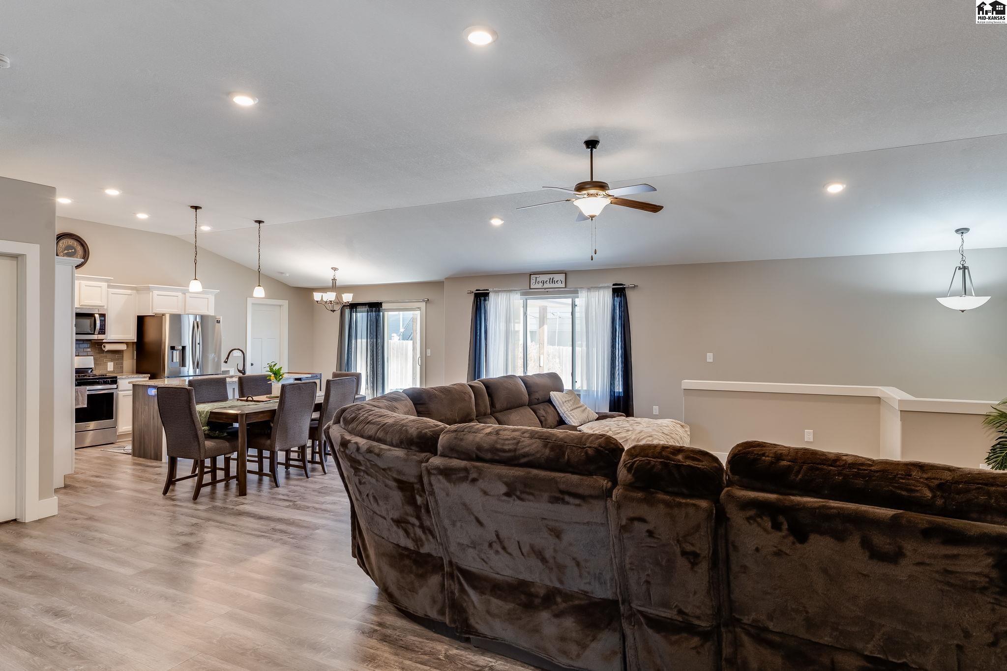 3040 N Susan Lane Mulvane KS 67110