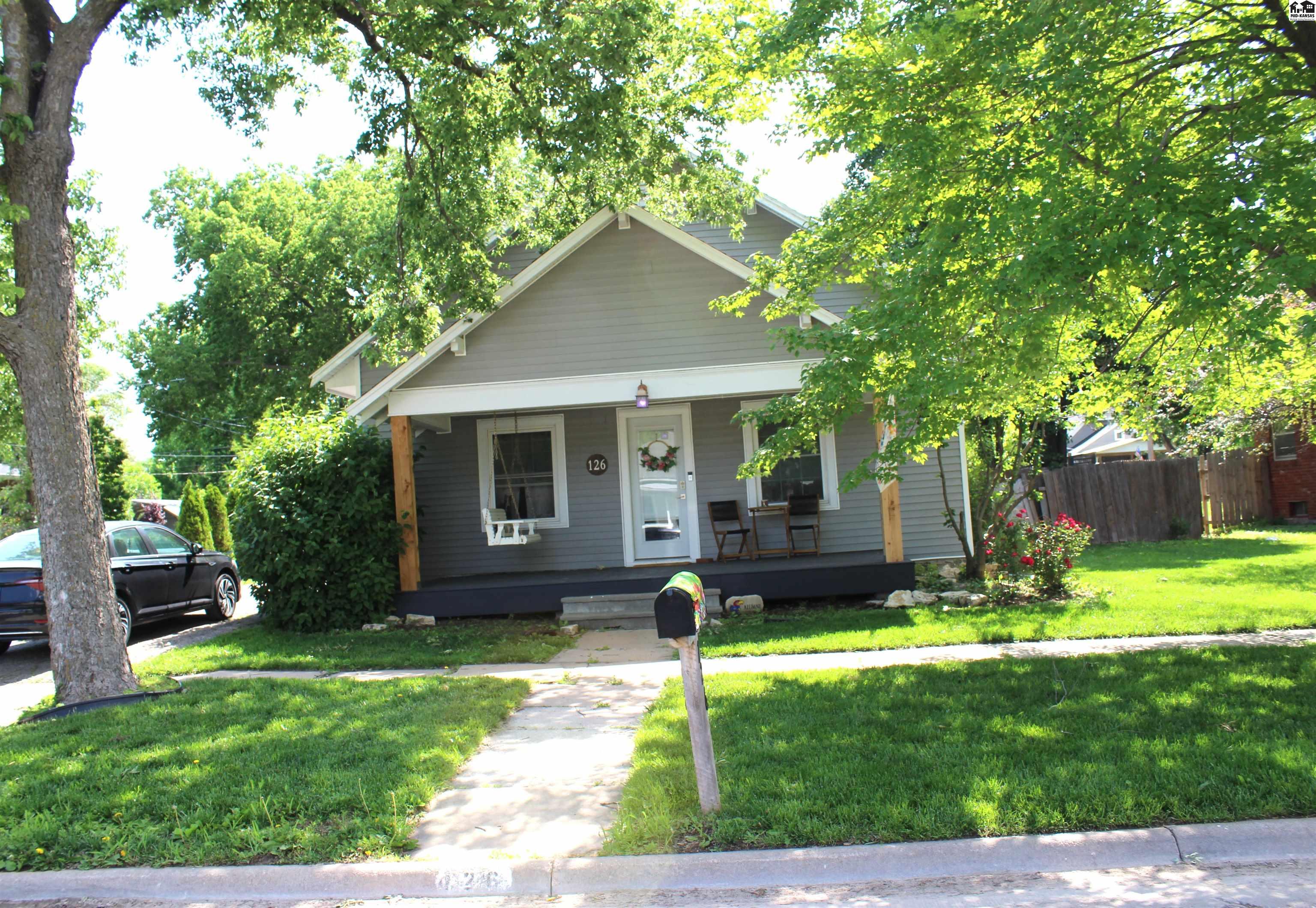 126 N Roosevelt Street Marion KS 66861-9999