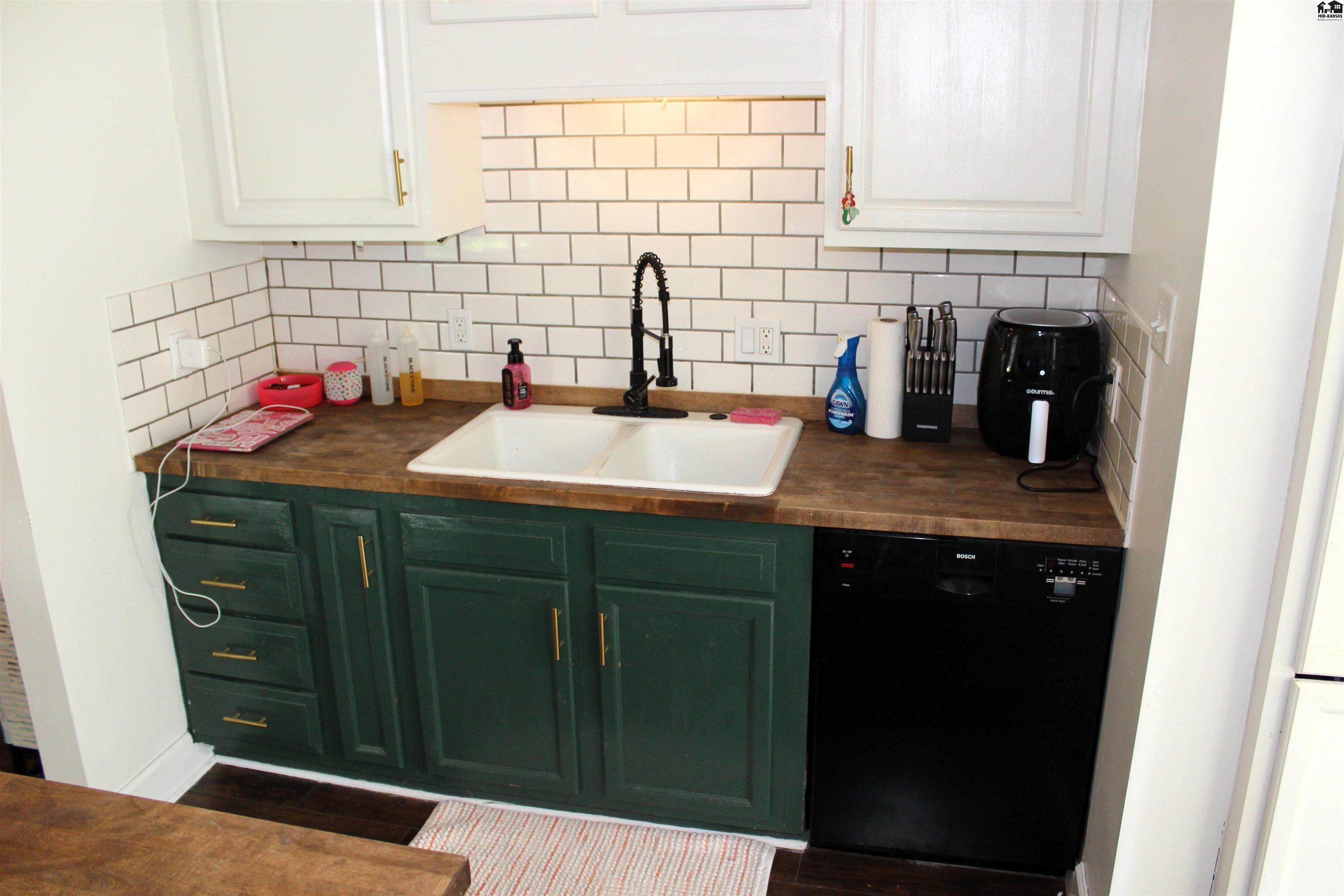 126 N Roosevelt Street Marion KS 66861-9999