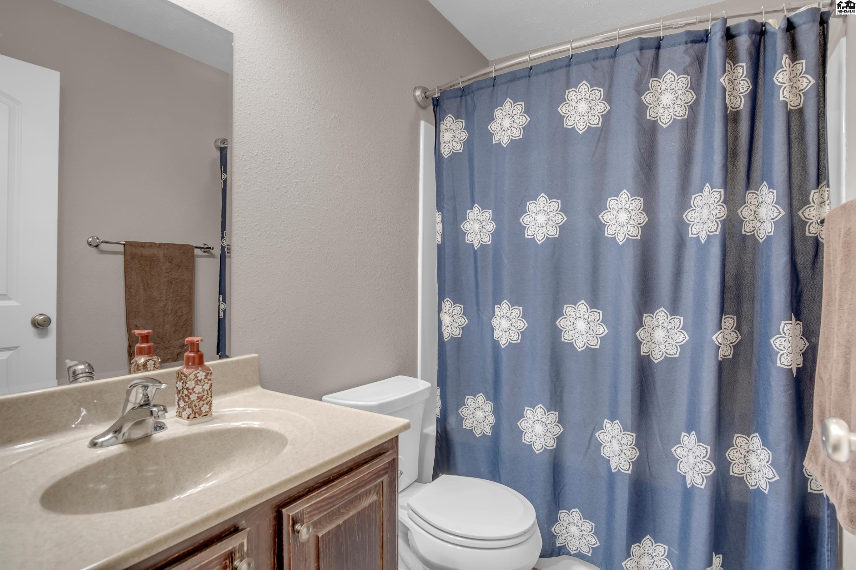 509 Dull Knife Street Mcpherson KS 67460