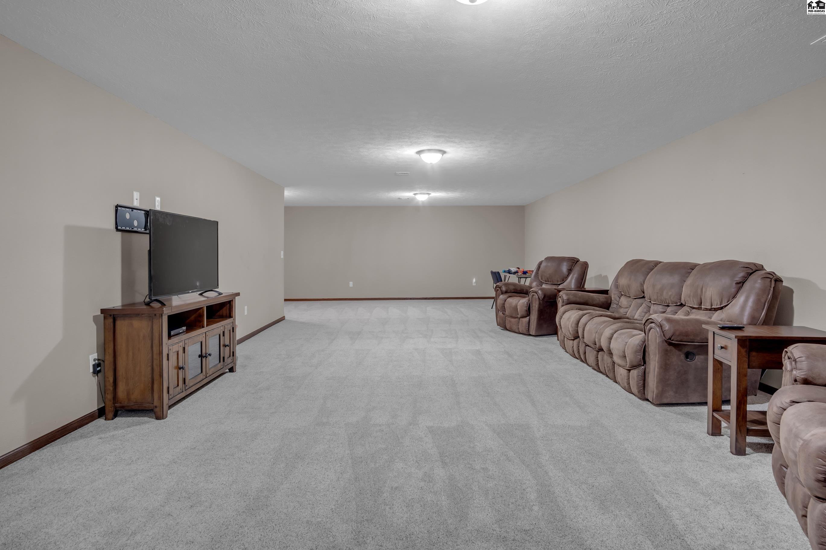 509 Dull Knife Street Mcpherson KS 67460