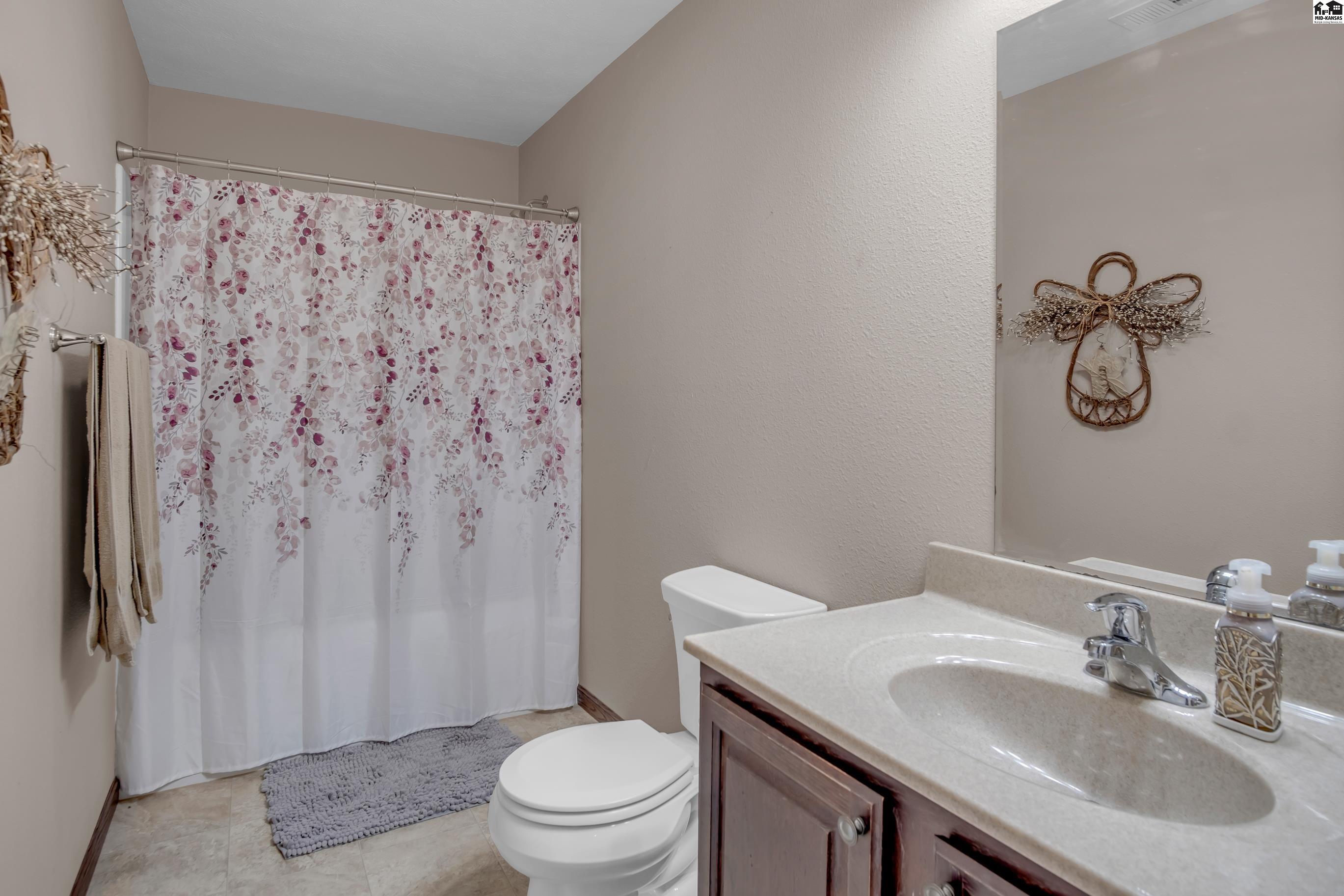 509 Dull Knife Street Mcpherson KS 67460