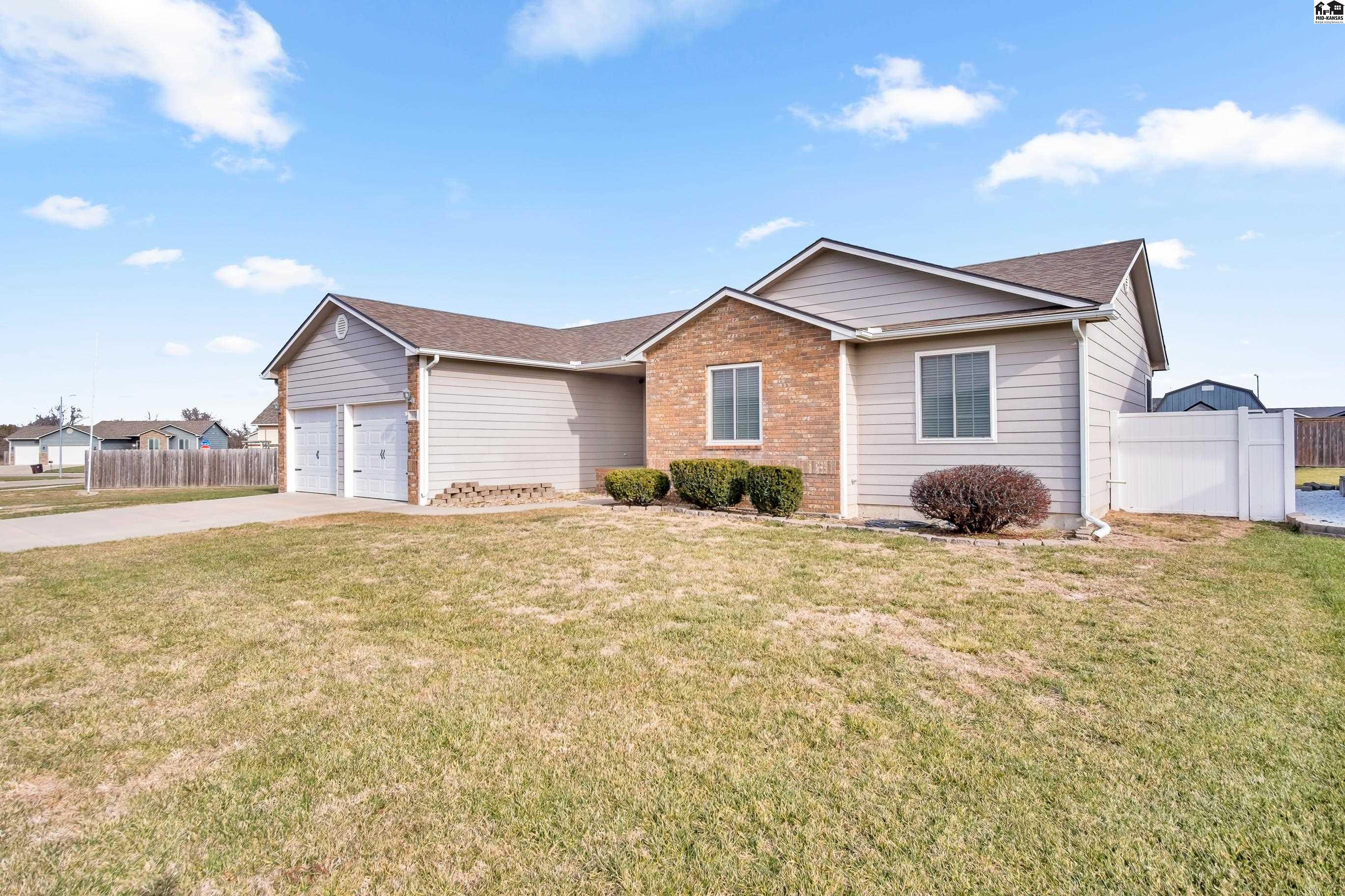 509 Dull Knife Street Mcpherson KS 67460