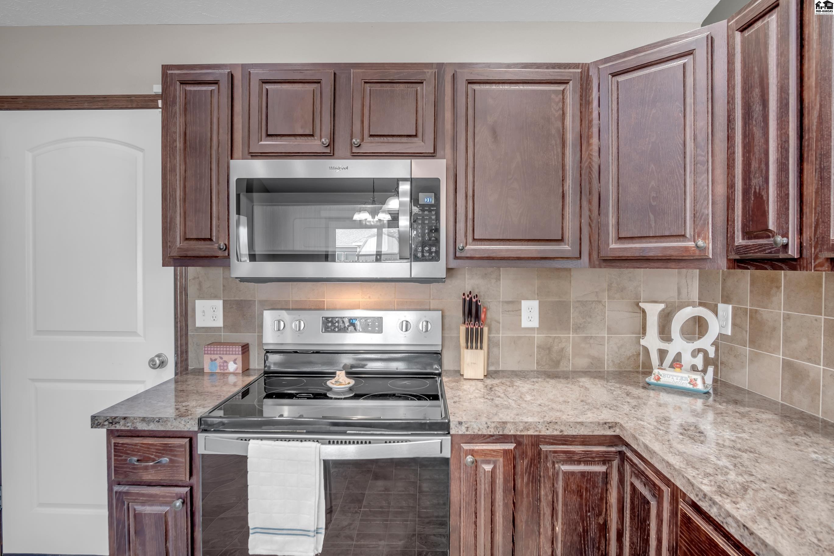 509 Dull Knife Street Mcpherson KS 67460