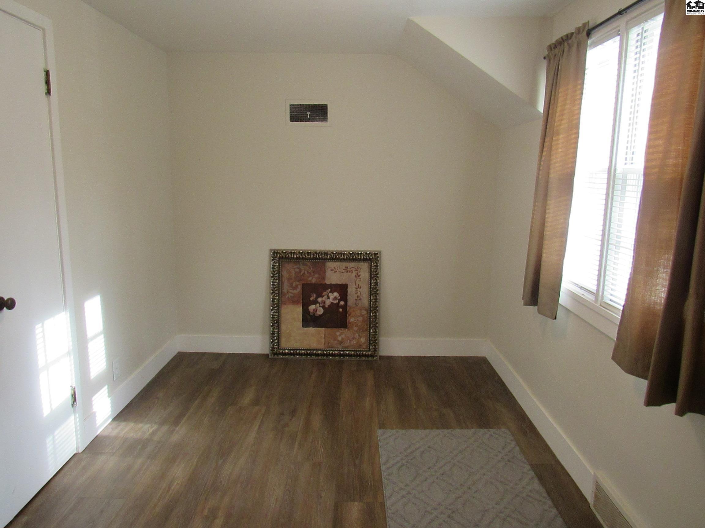 65 Willowbrook Road Hutchinson KS 67502