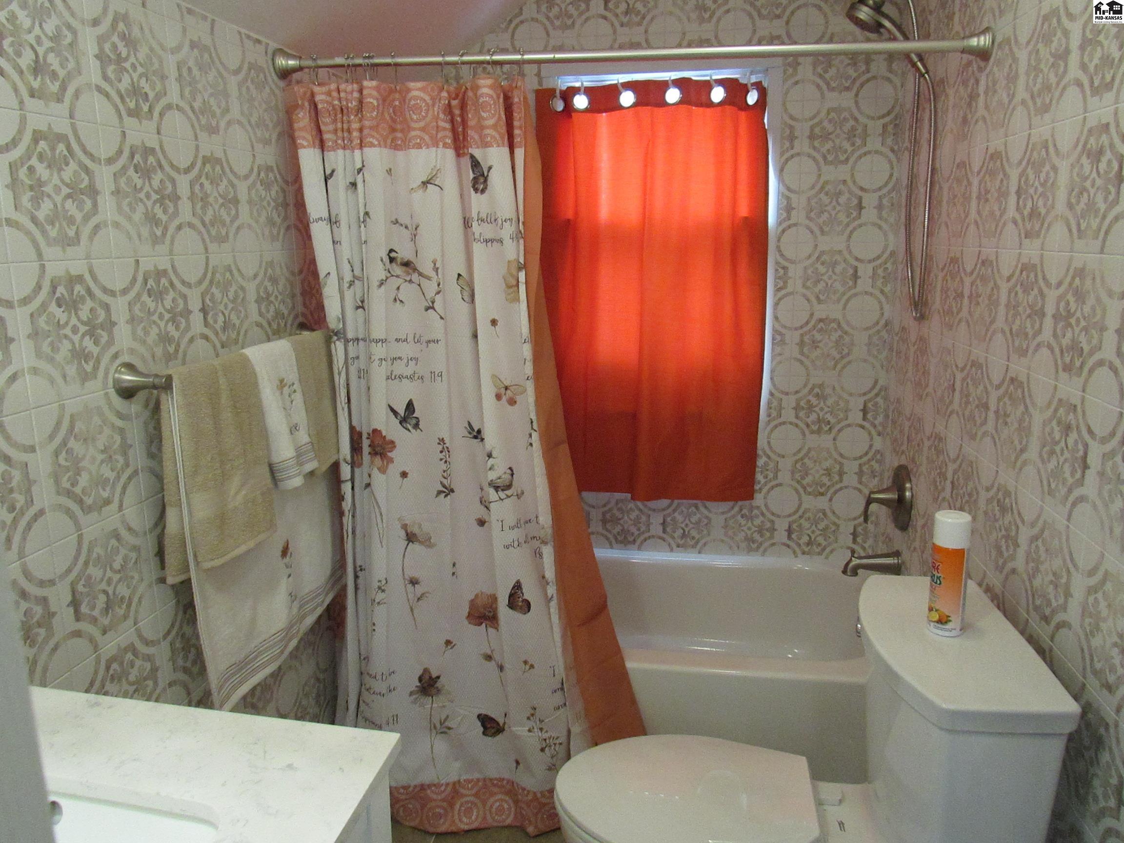 65 Willowbrook Road Hutchinson KS 67502