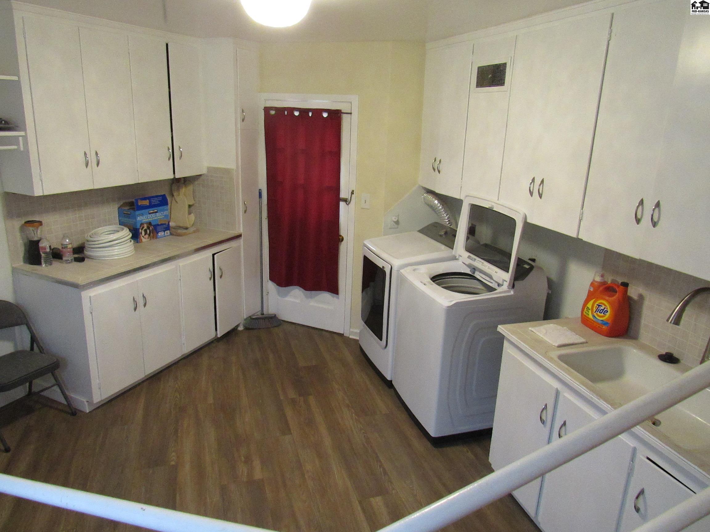 65 Willowbrook Road Hutchinson KS 67502