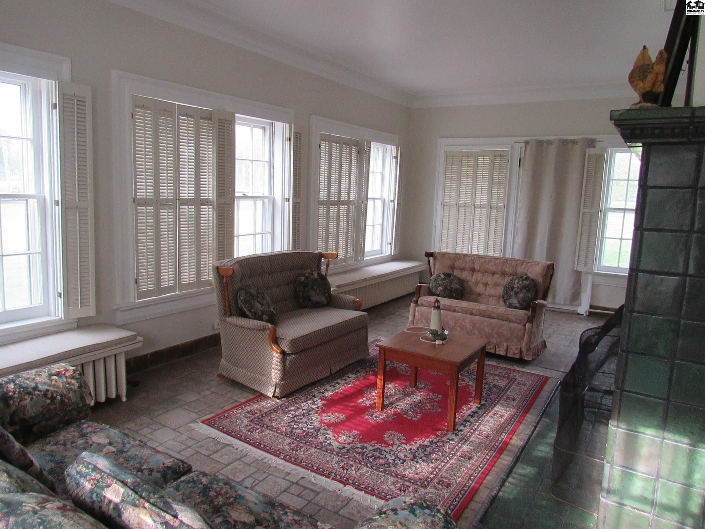 65 Willowbrook Road Hutchinson KS 67502