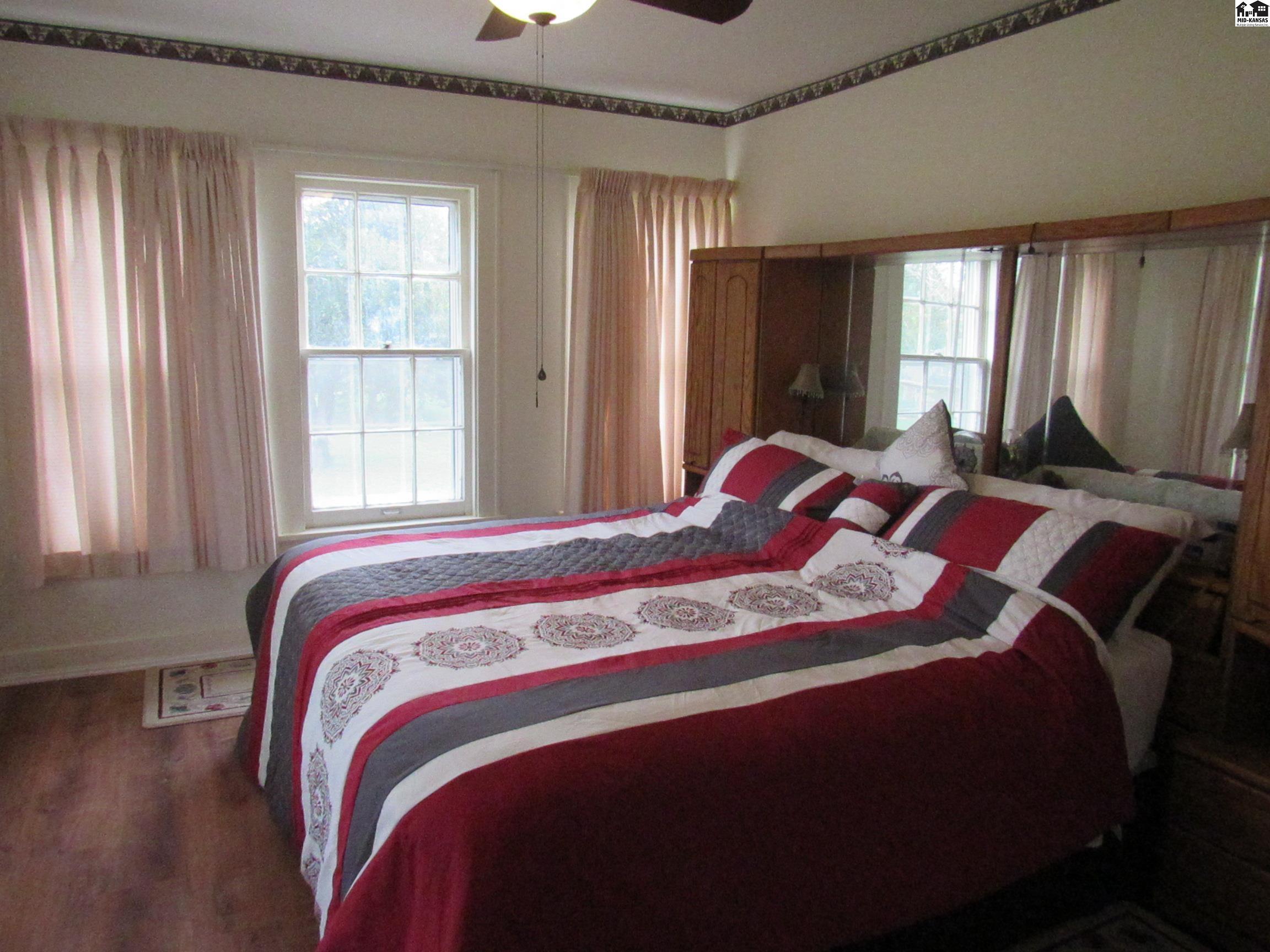 65 Willowbrook Road Hutchinson KS 67502