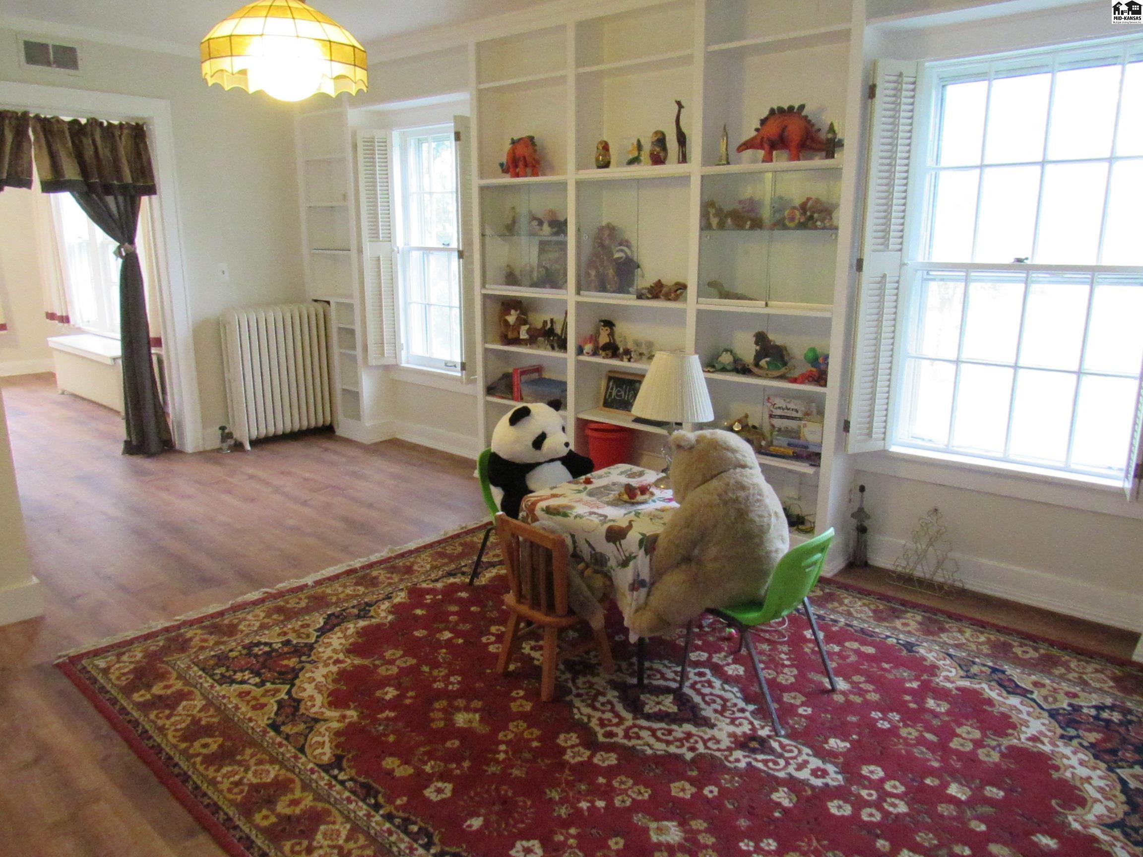 65 Willowbrook Road Hutchinson KS 67502