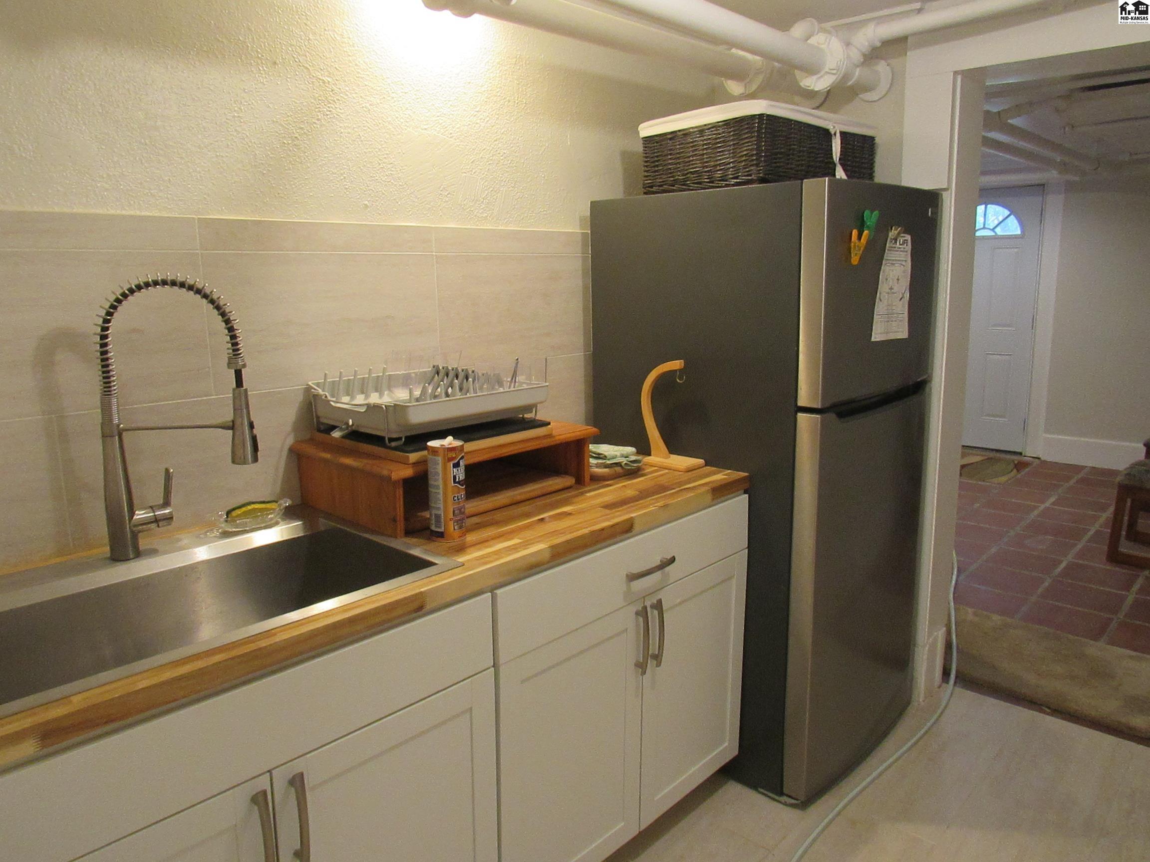 65 Willowbrook Road Hutchinson KS 67502