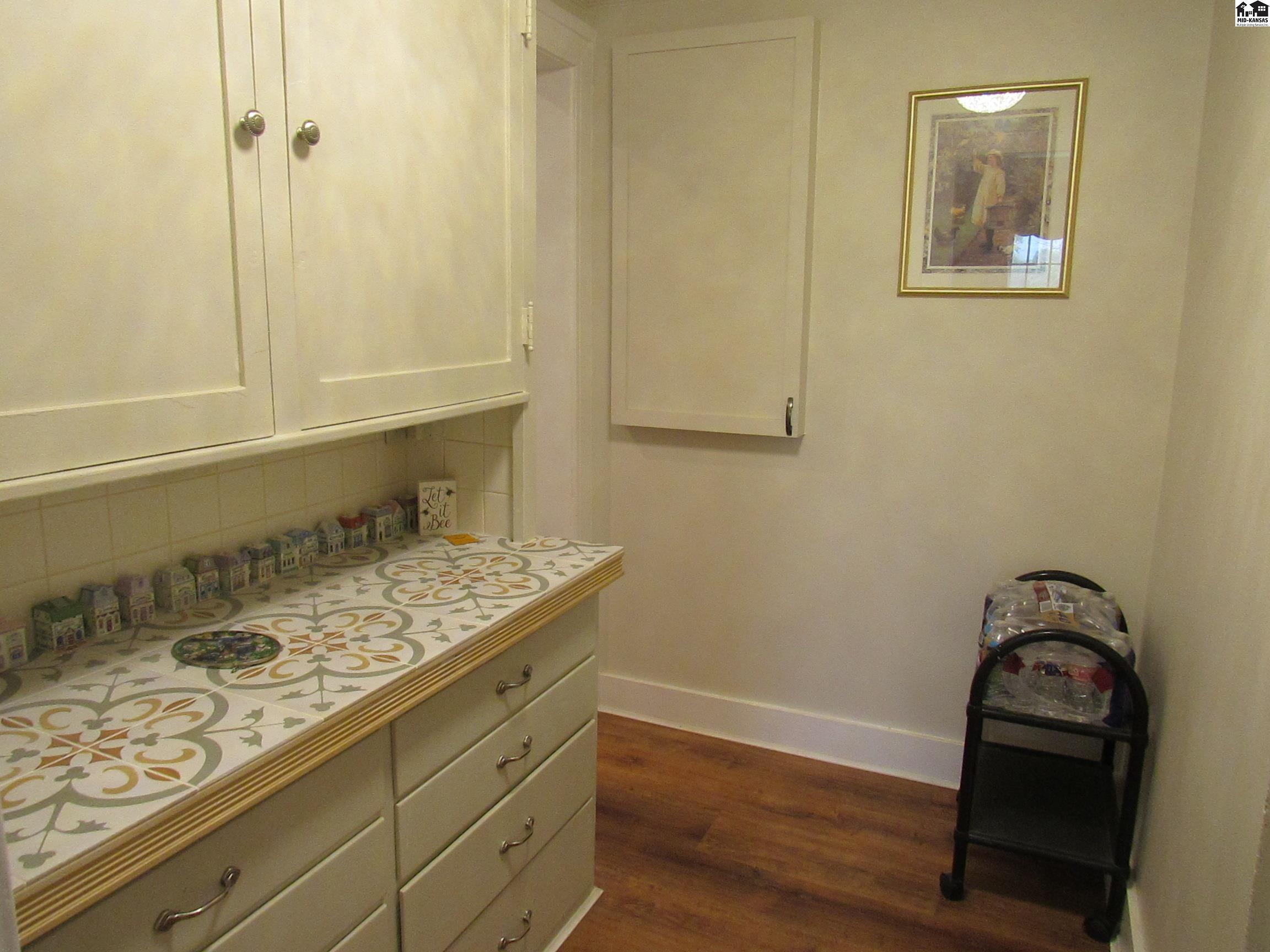 65 Willowbrook Road Hutchinson KS 67502