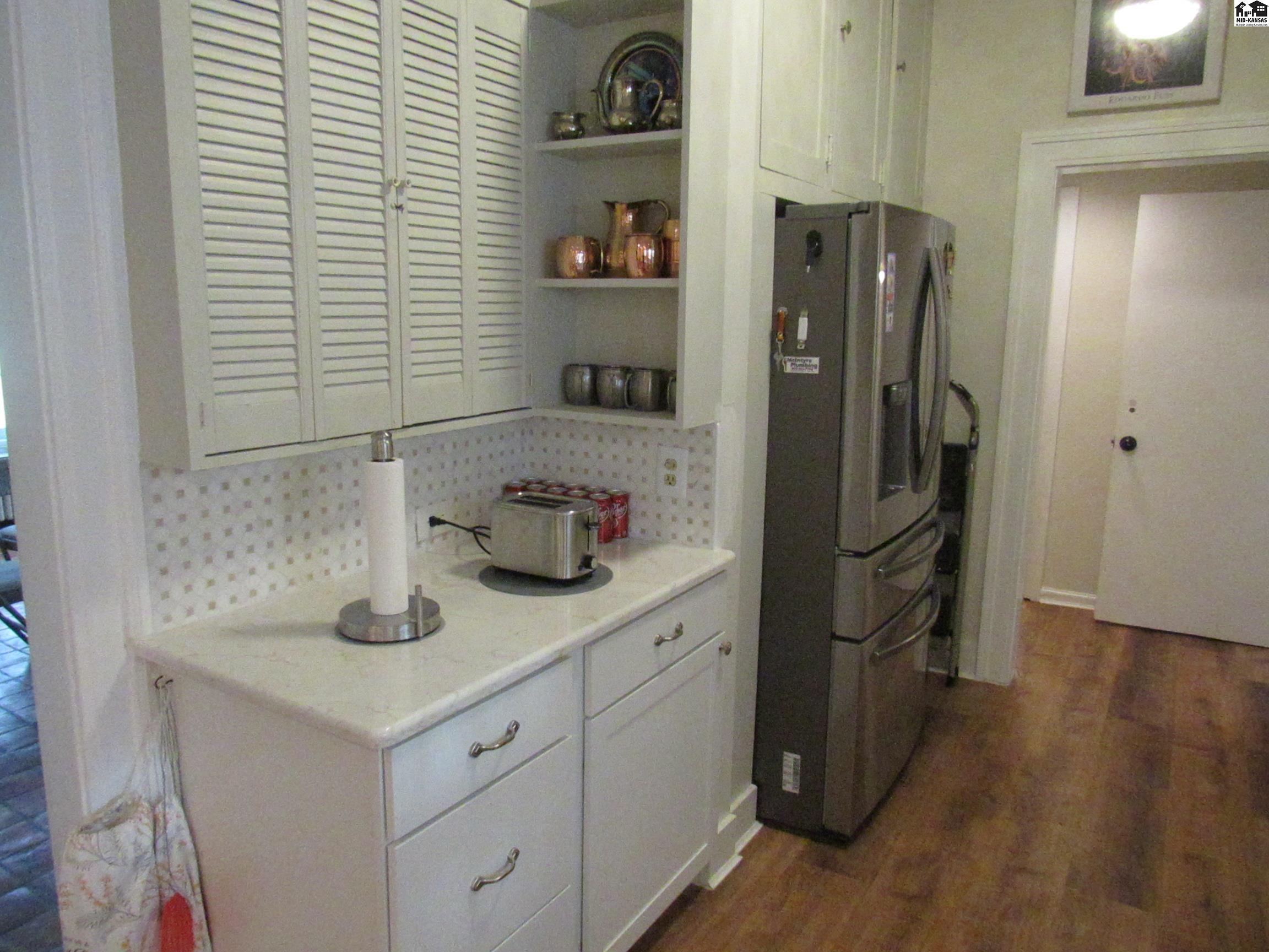 65 Willowbrook Road Hutchinson KS 67502