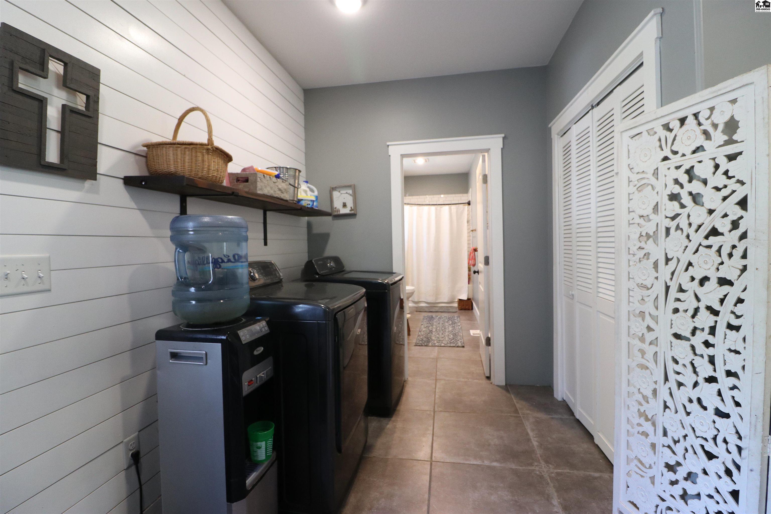 4201 S Sterling Road Abbyville KS 67510