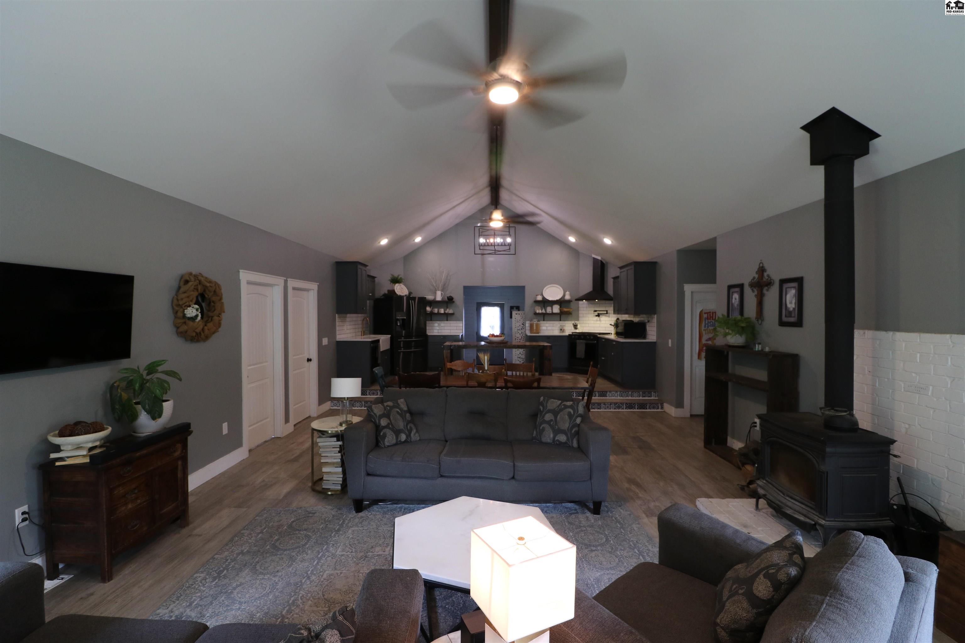 4201 S Sterling Road Abbyville KS 67510