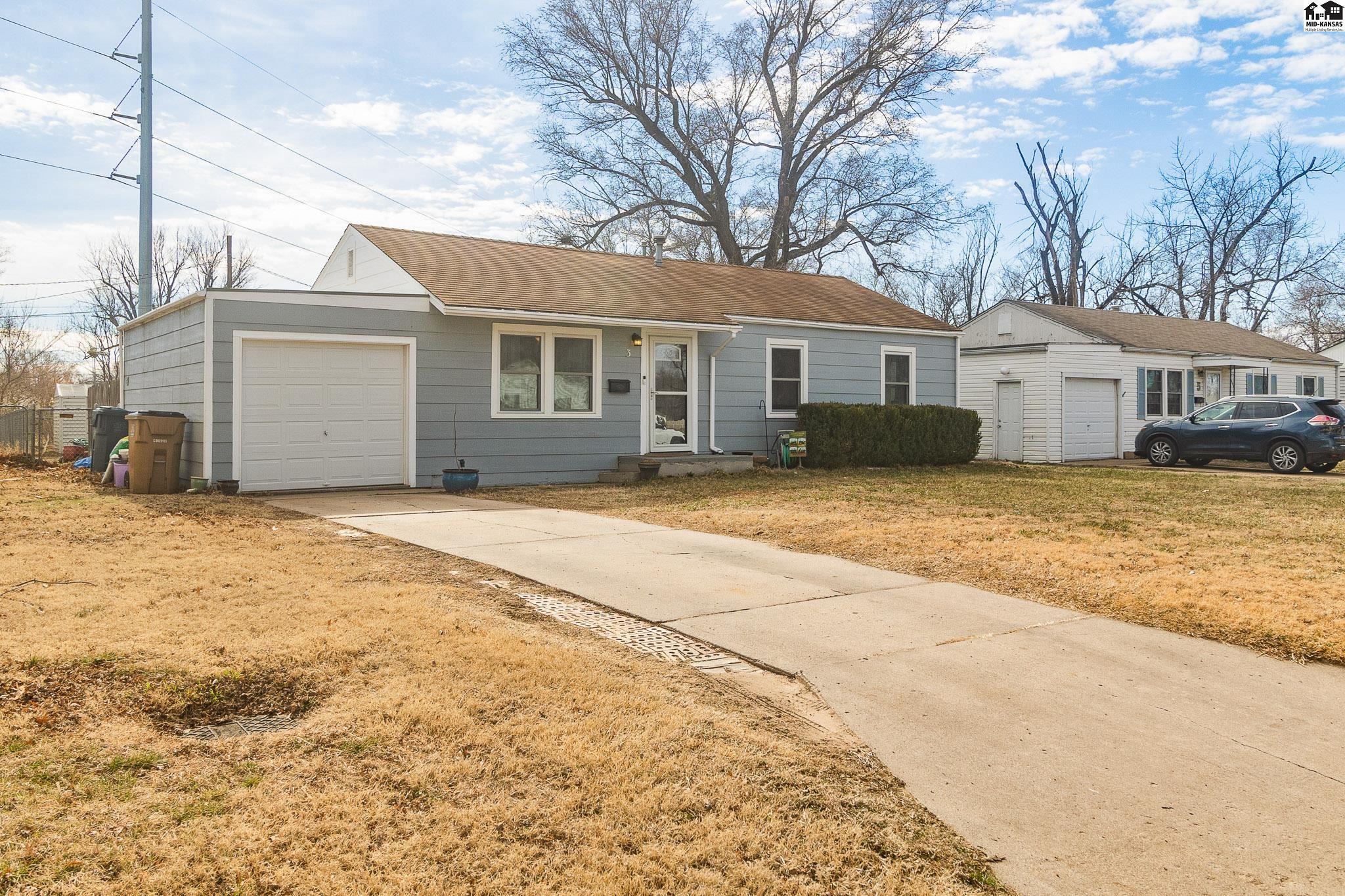3 Swarens Street Hutchinson KS 67502