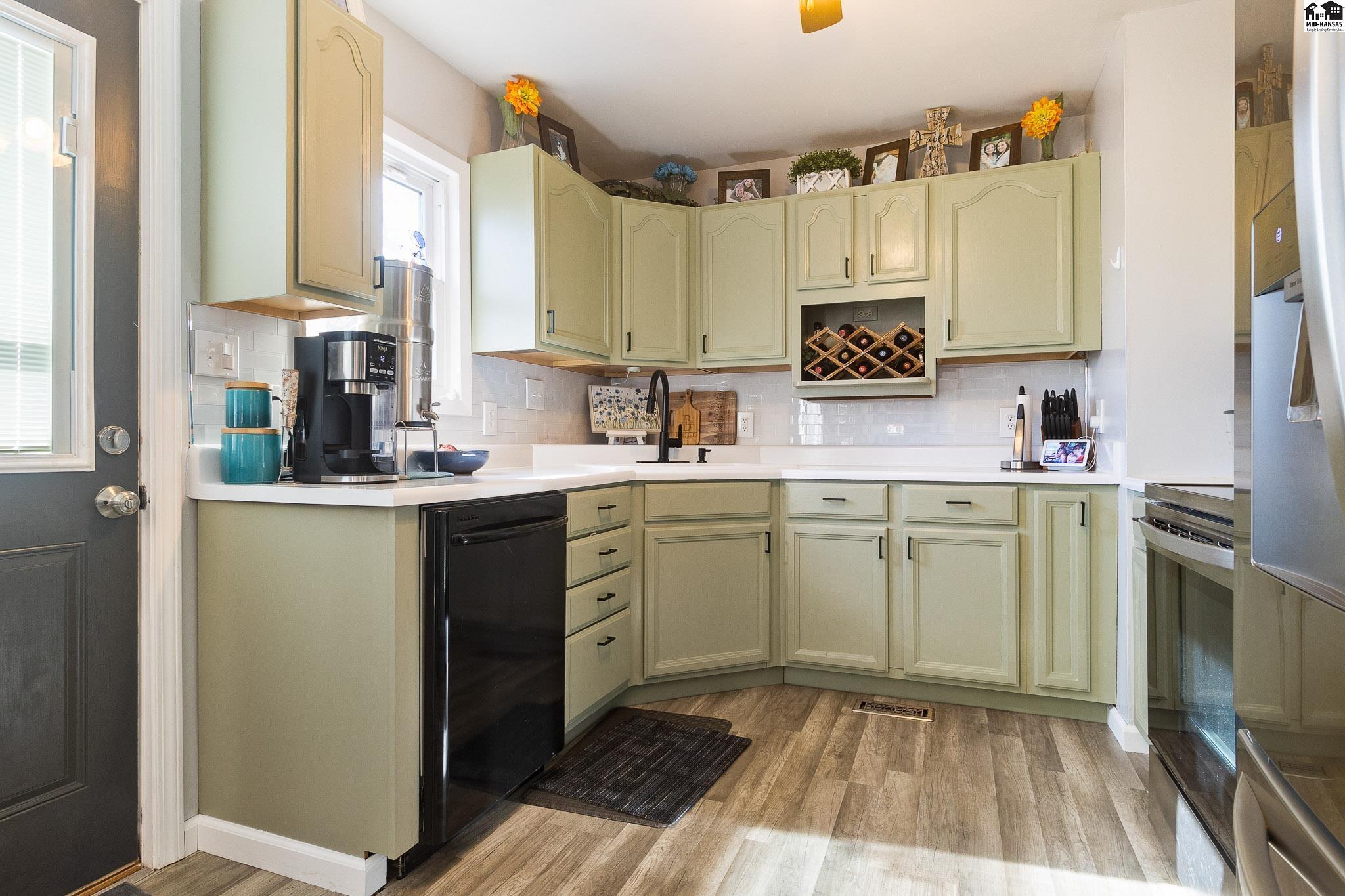 3 Swarens Street Hutchinson KS 67502