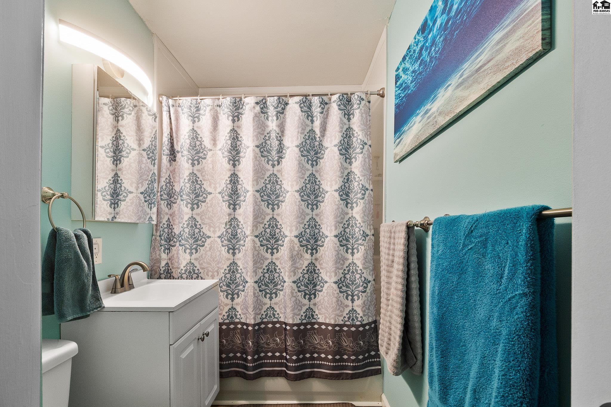 3 Swarens Street Hutchinson KS 67502