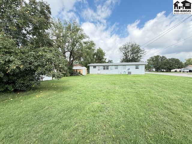 1415 Eastland Drive Hutchinson KS 67501