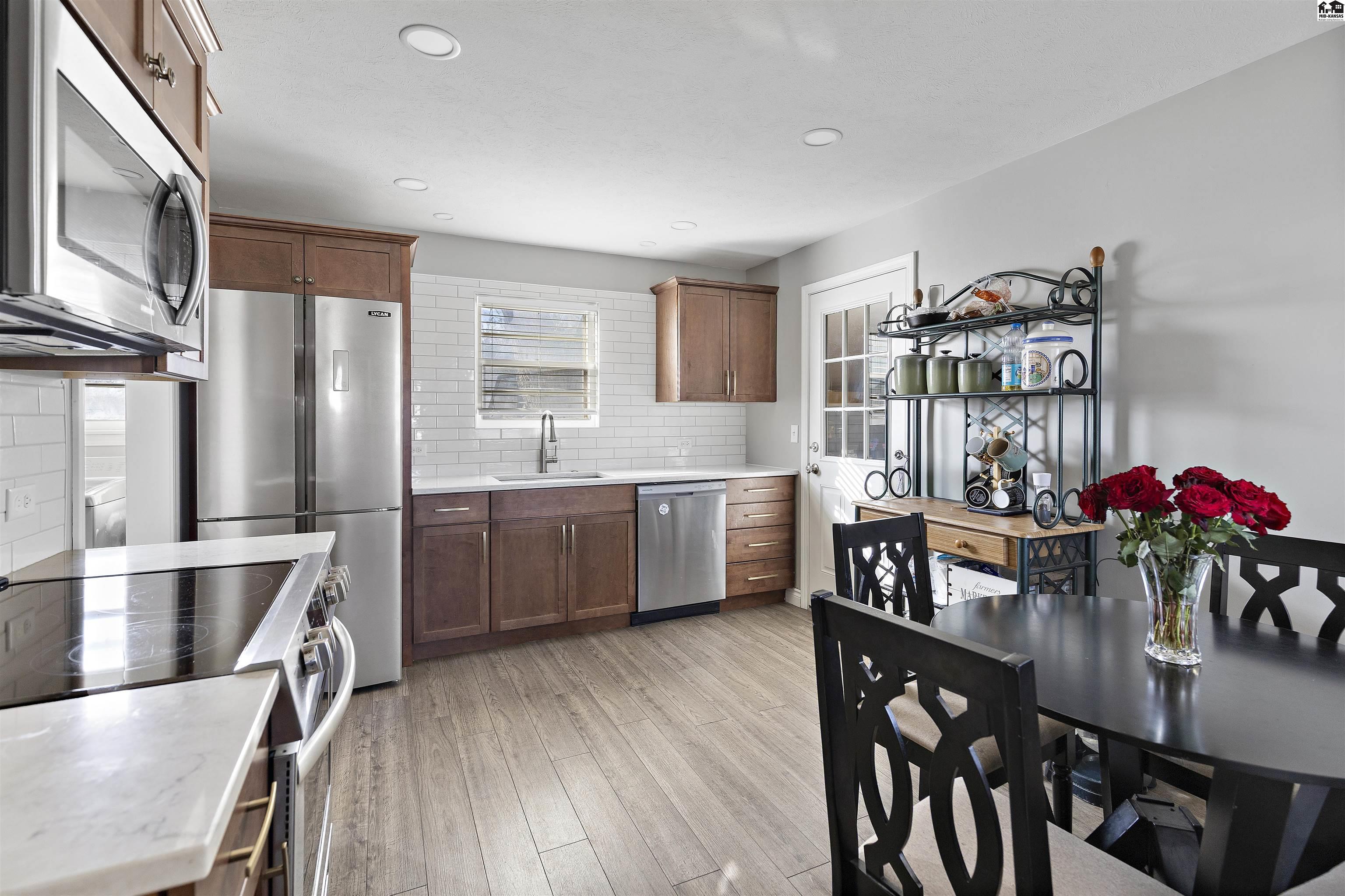 1015 E. 9th Avenue Hutchinson KS 67501