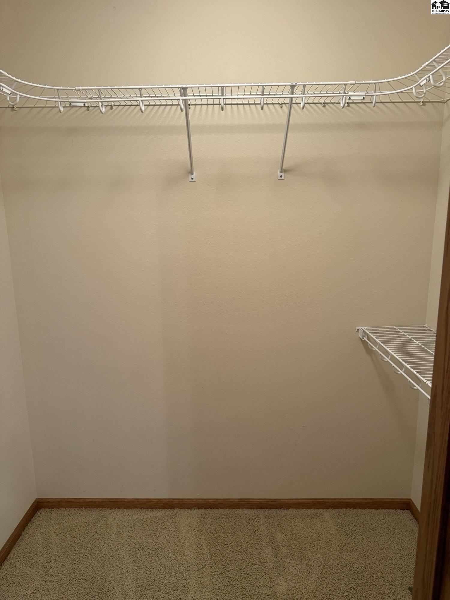 102 Brookview Court Hutchinson KS 67501