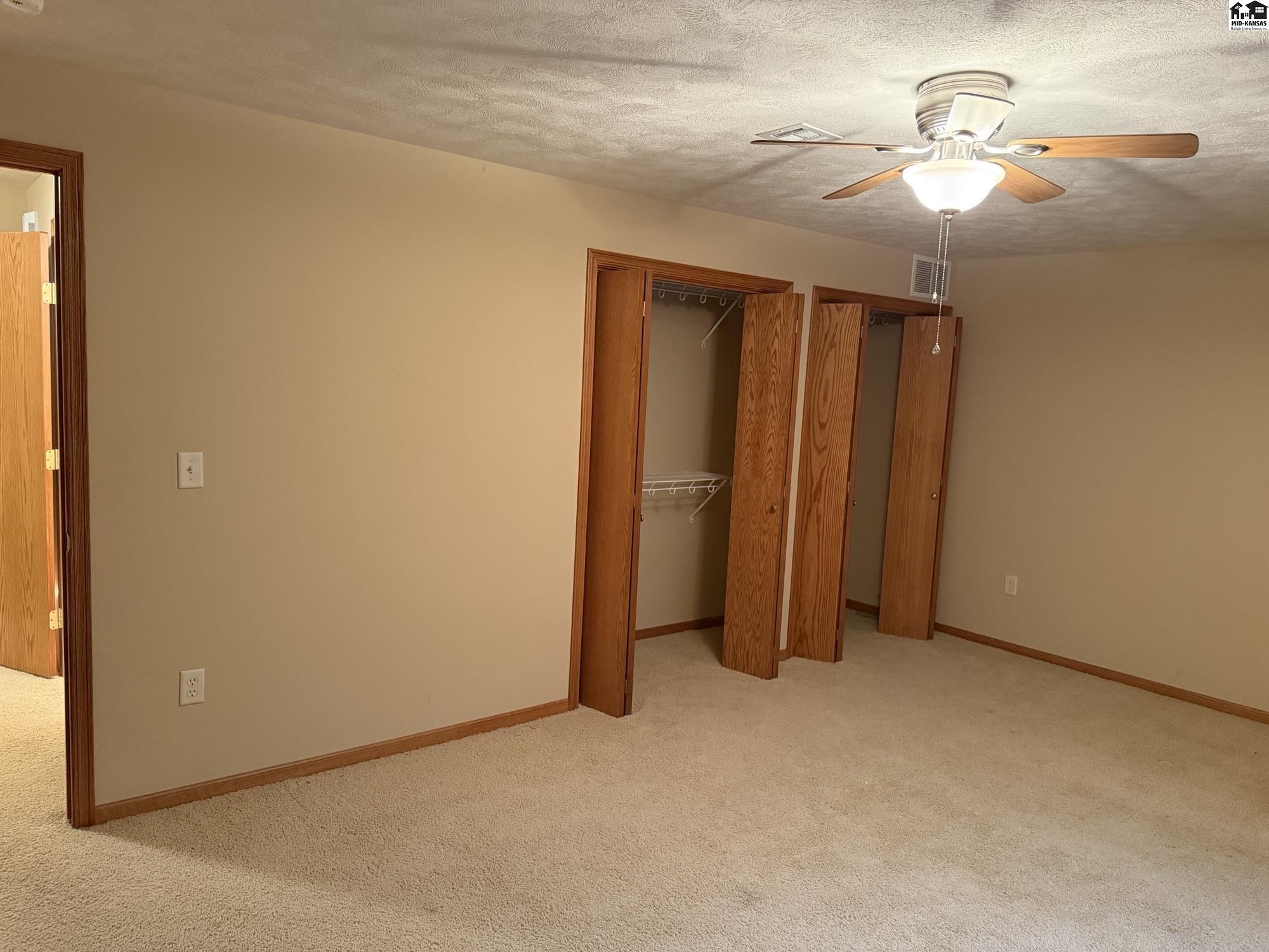 102 Brookview Court Hutchinson KS 67501