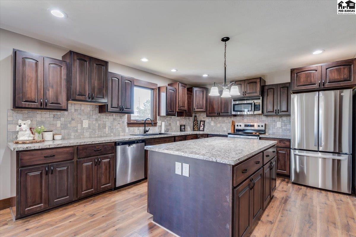2800 Morris Road Hutchinson KS 67502